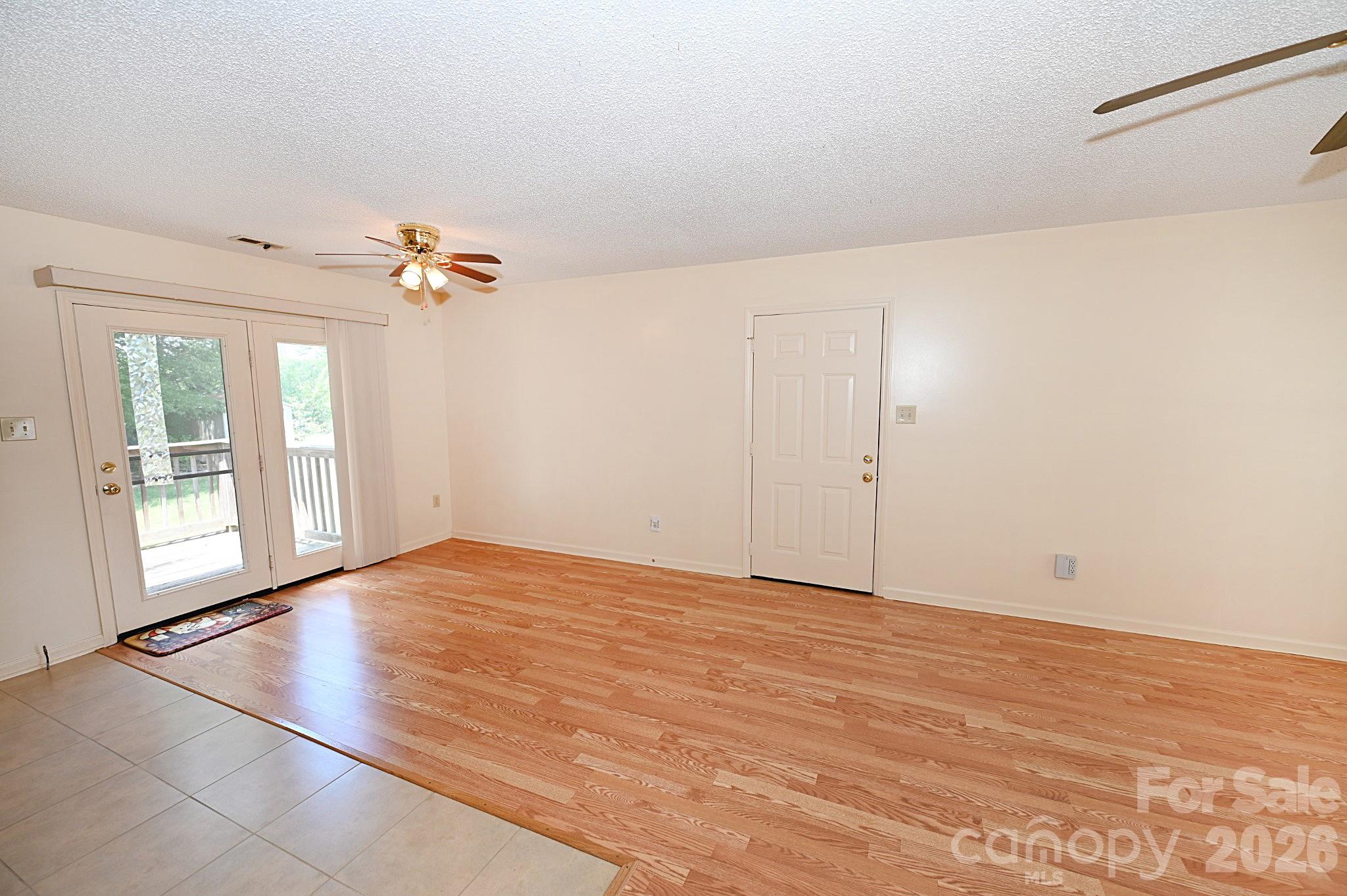 4445 Sulphur Springs Road Property Photo 13
