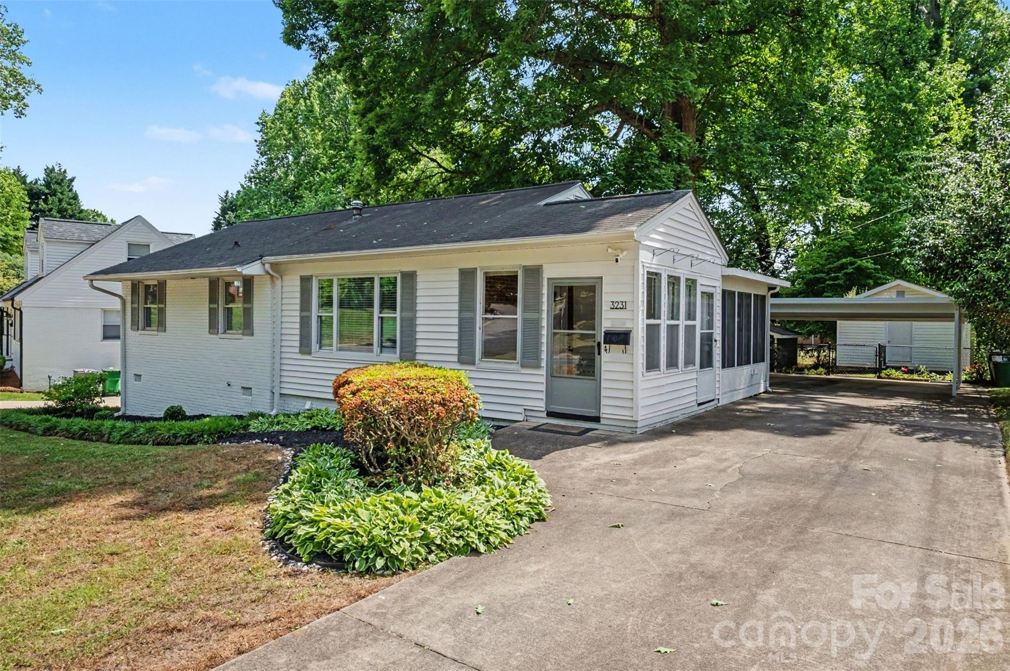 3231 Eastwood Drive Property Photo 30