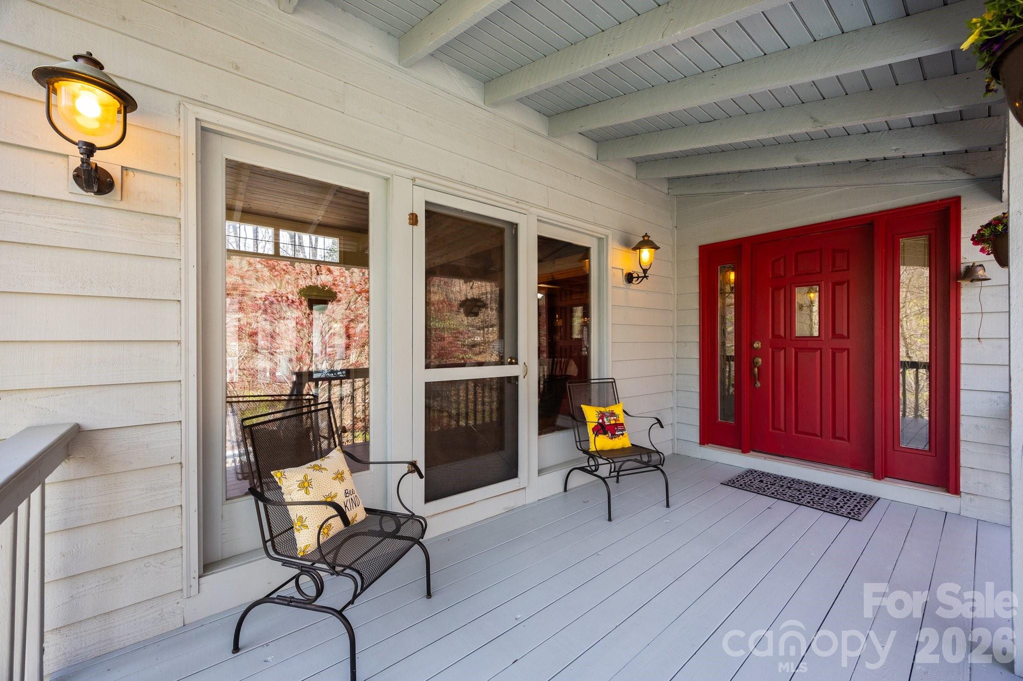 63 Chestnut Forest Road Property Photo 6
