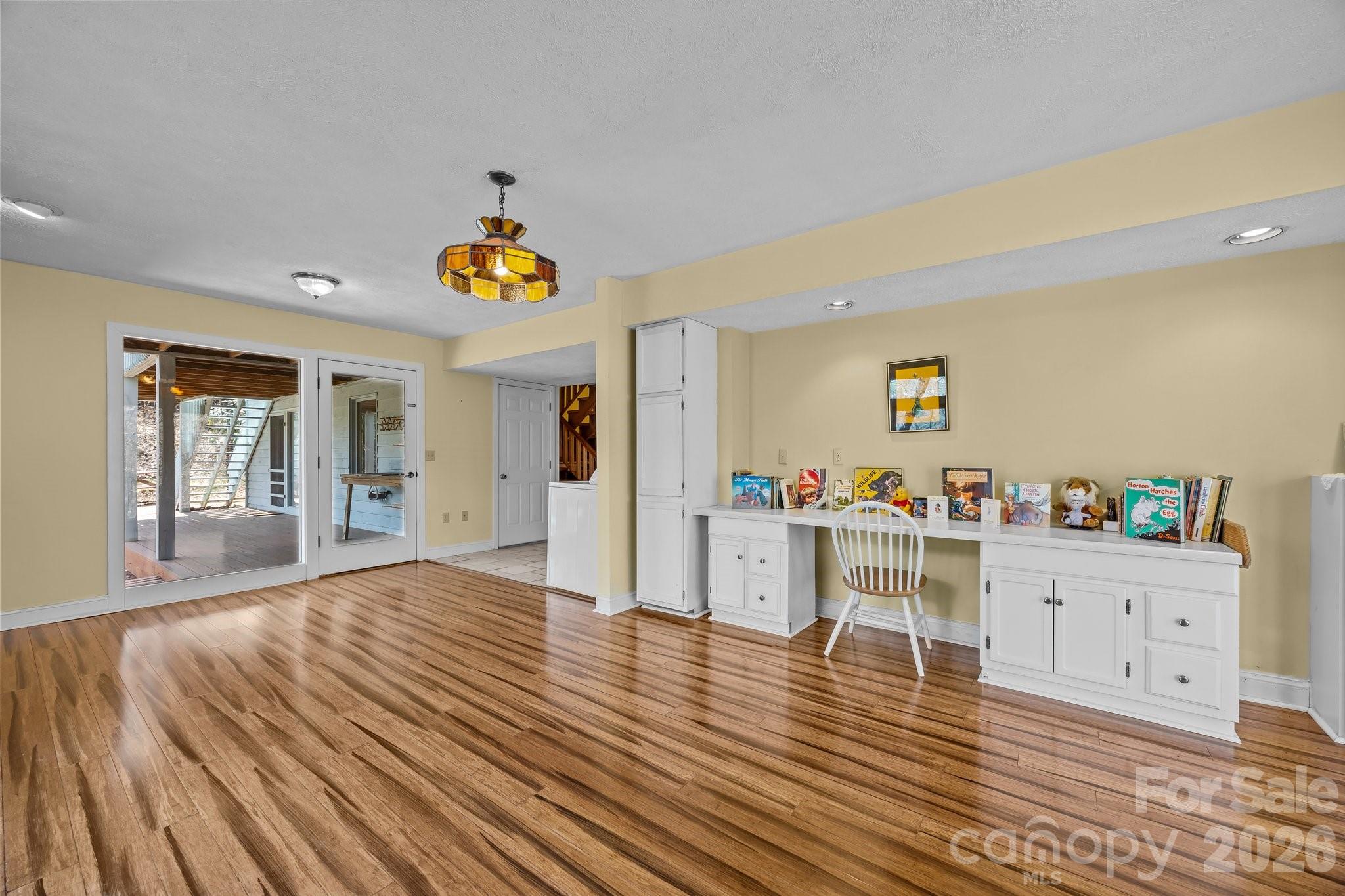 63 Chestnut Forest Road Property Photo 33