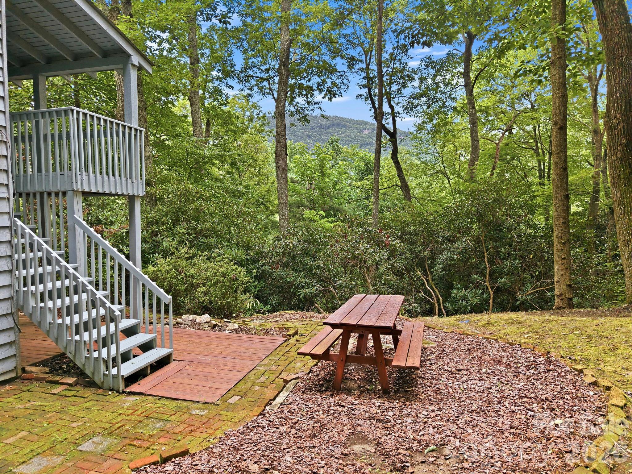63 Chestnut Forest Road Property Photo 37