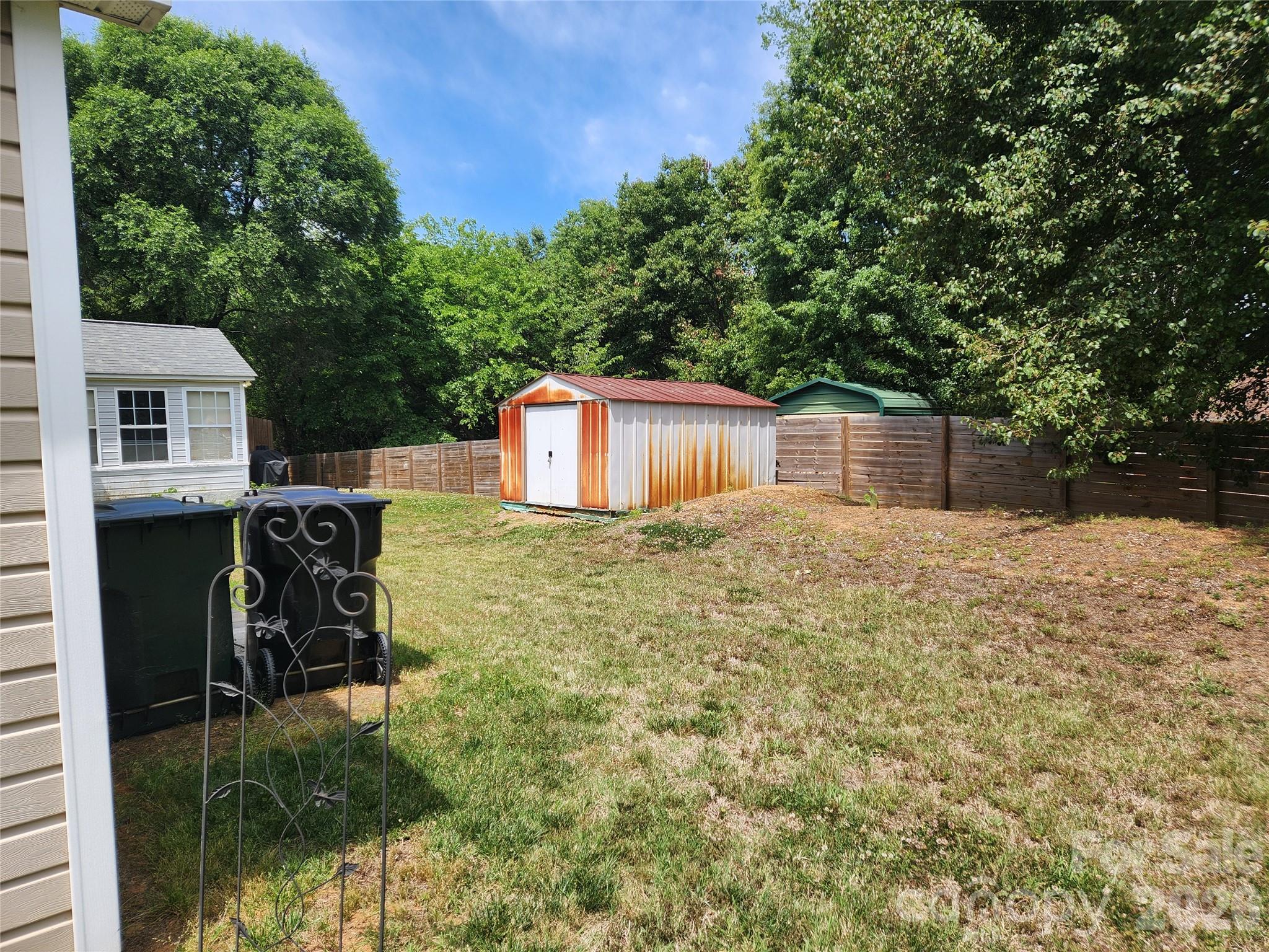3077 Champion Lane Property Photo 4