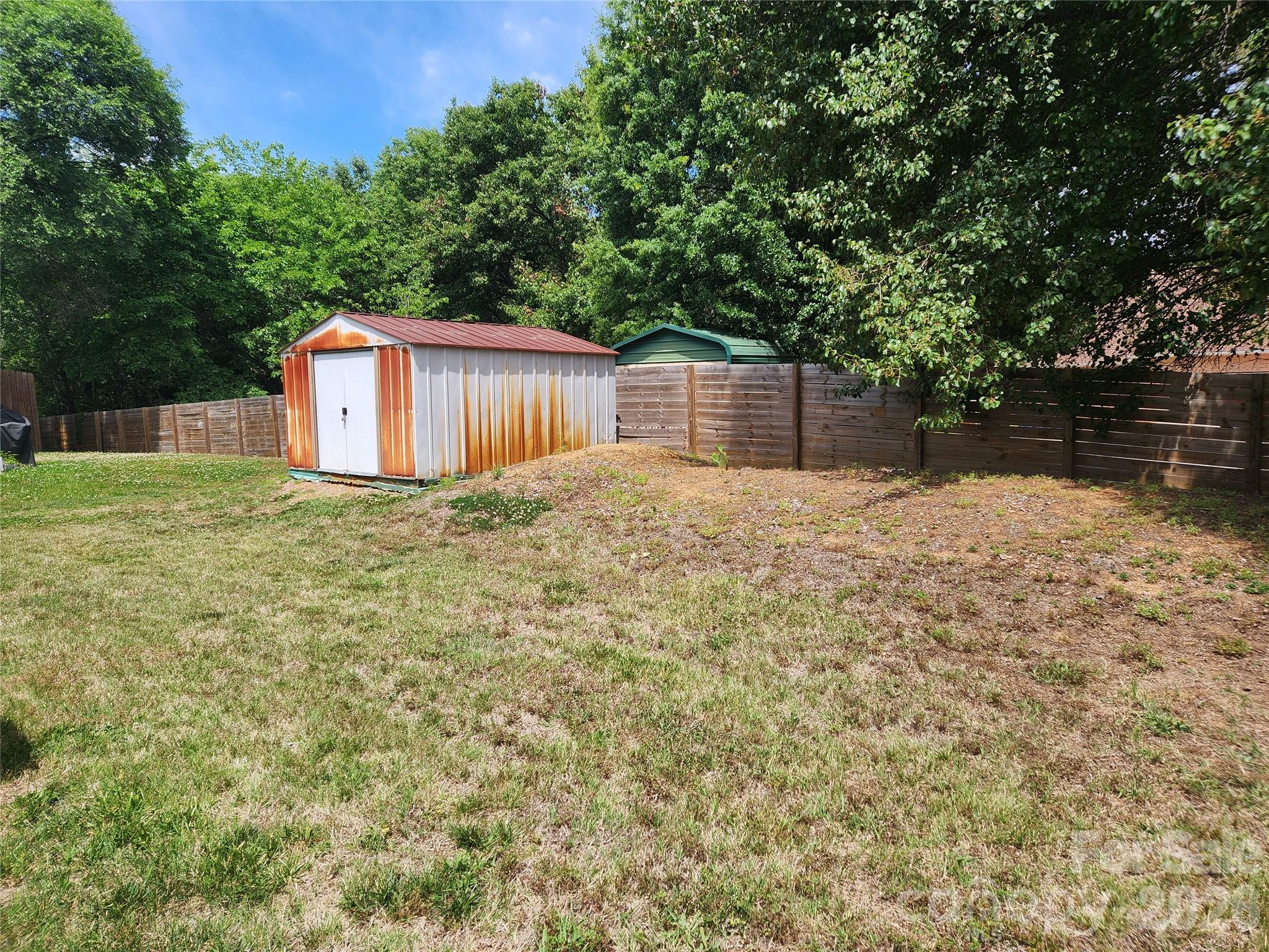 3077 Champion Lane Property Photo 5