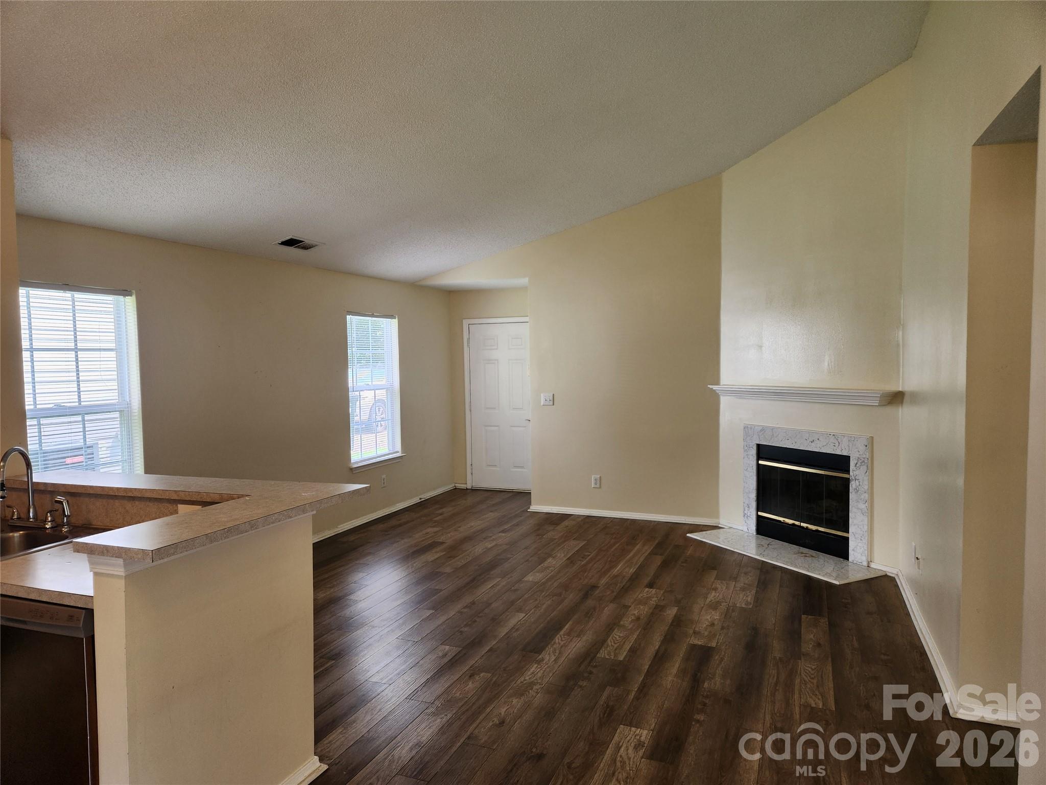3077 Champion Lane Property Photo 10