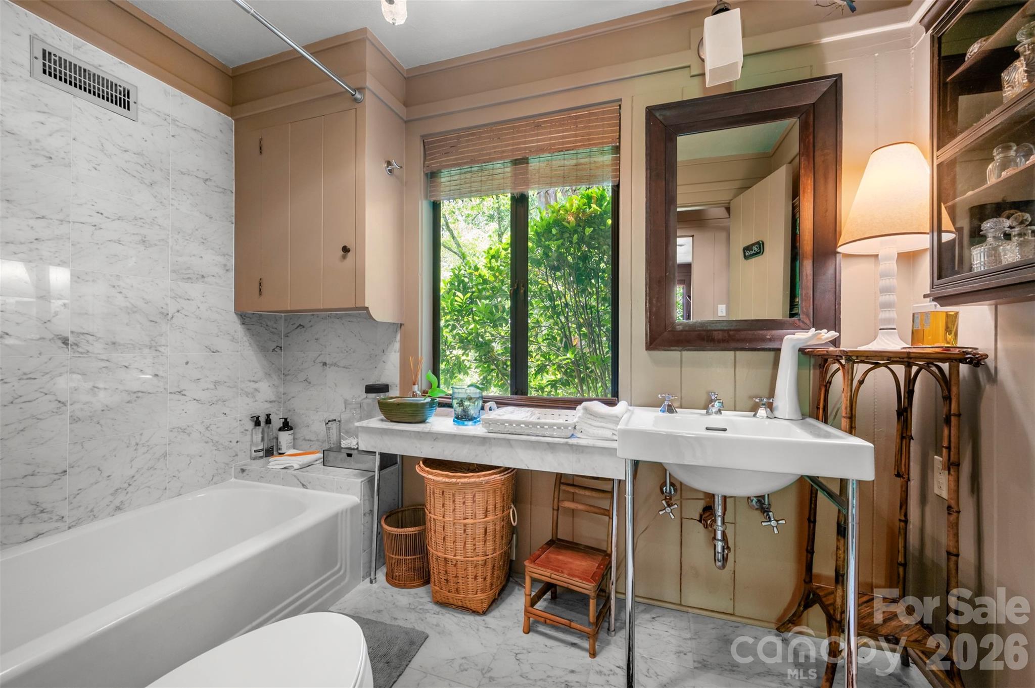 484 Sourwood Ridge Road Property Photo 17