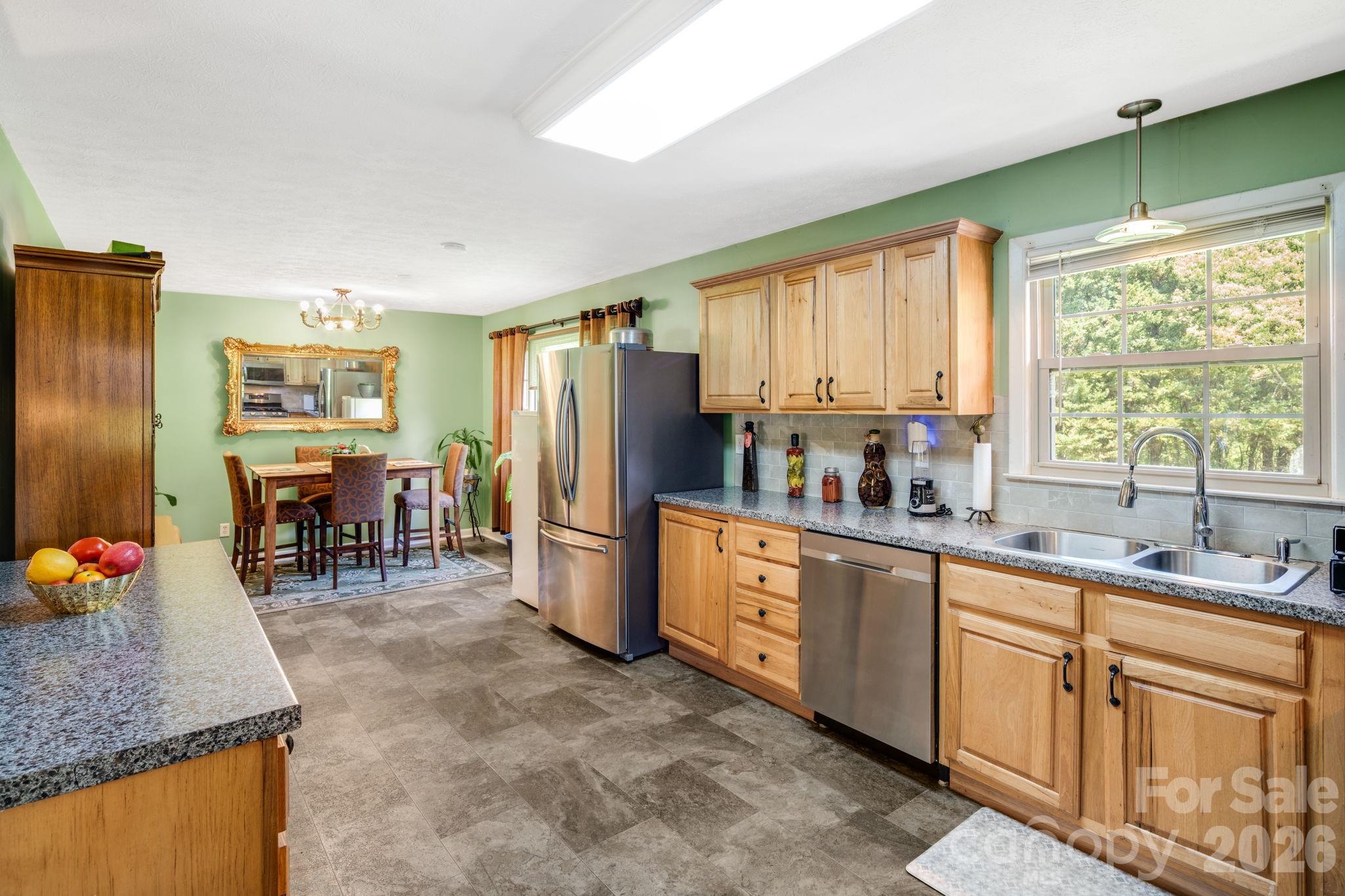 458 Beach Drive Property Photo 15