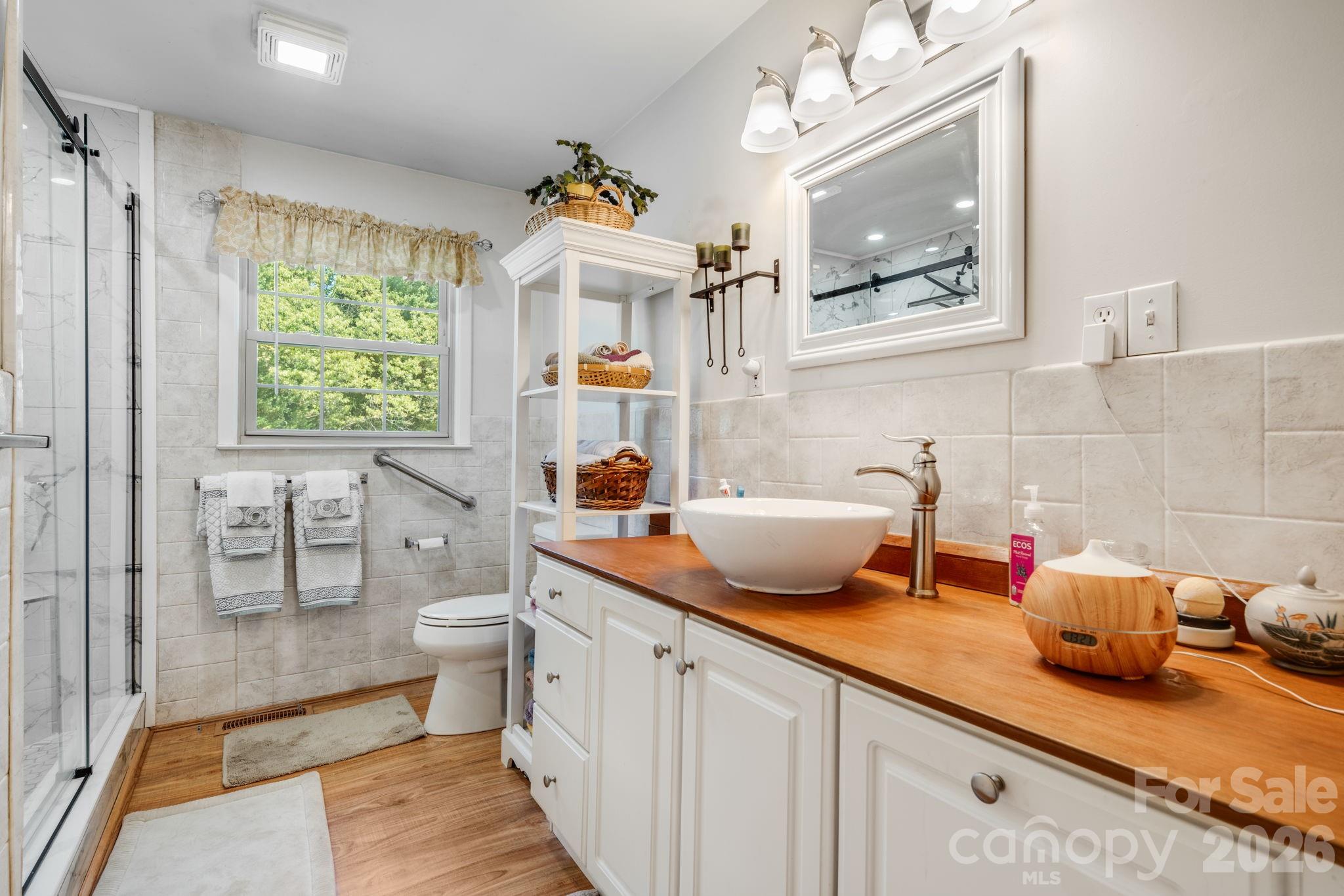 458 Beach Drive Property Photo 19