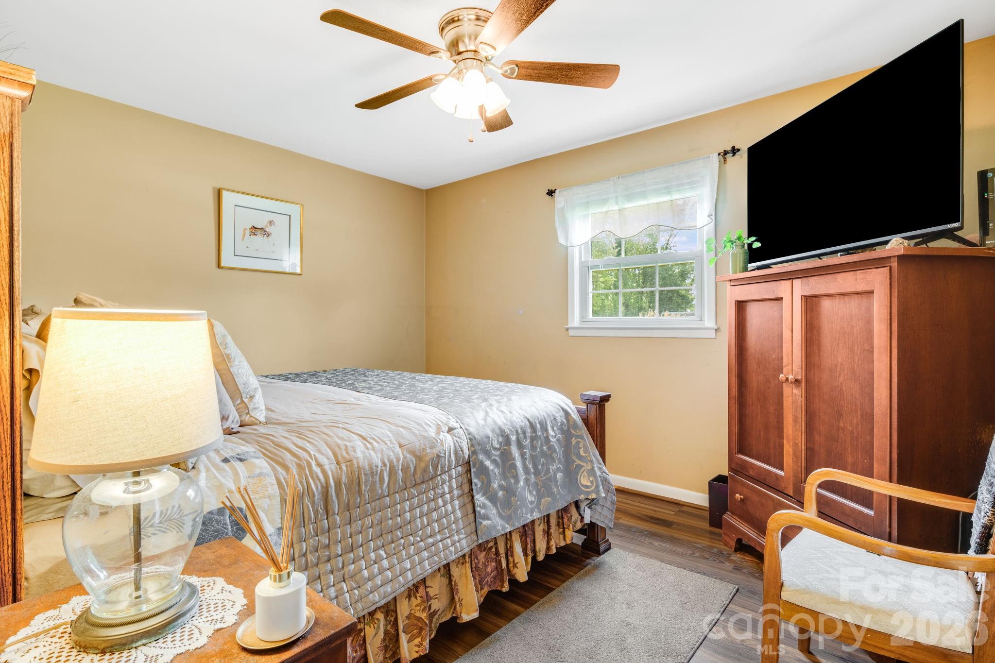 458 Beach Drive Property Photo 23