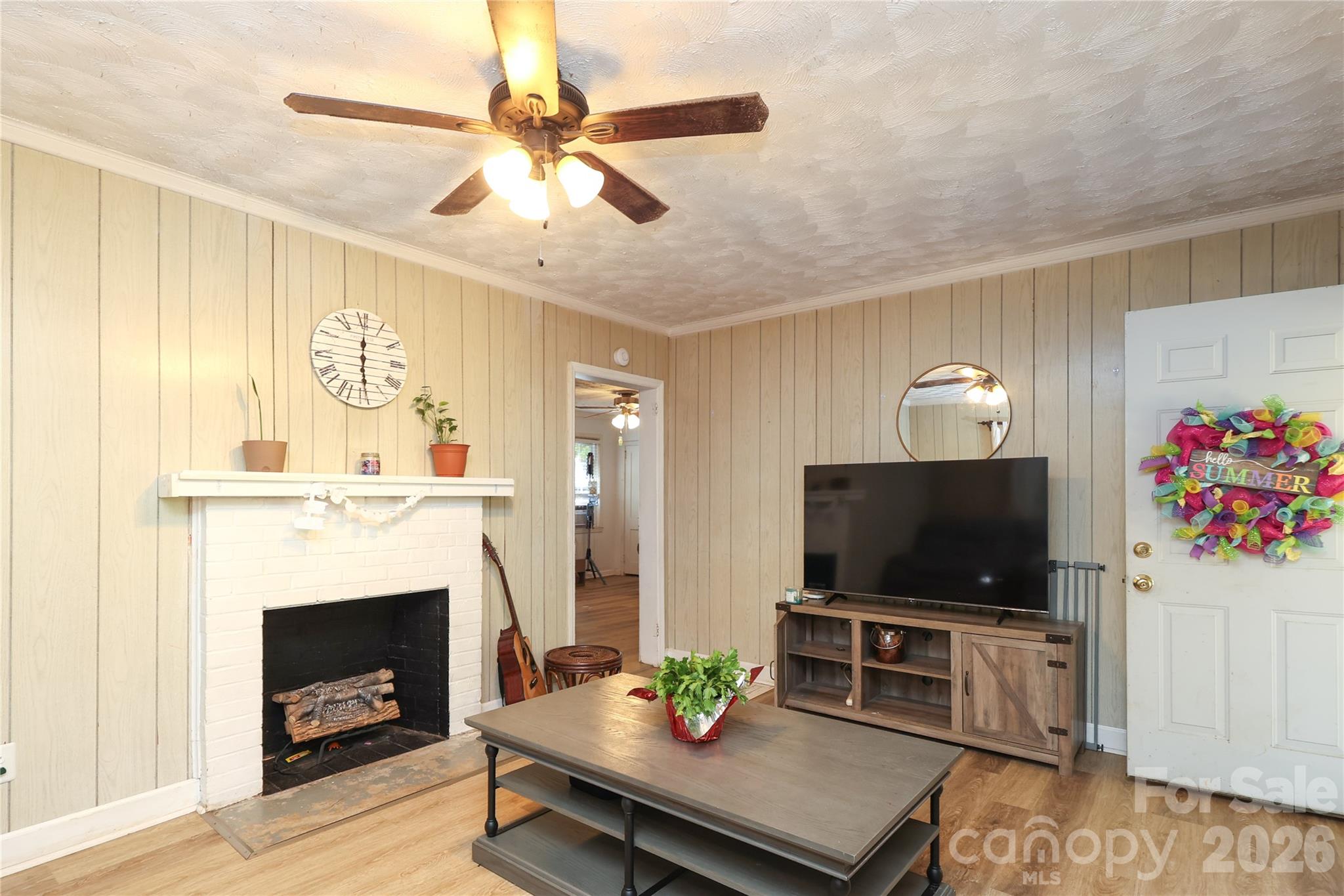 1324 Mason Street Property Photo 6