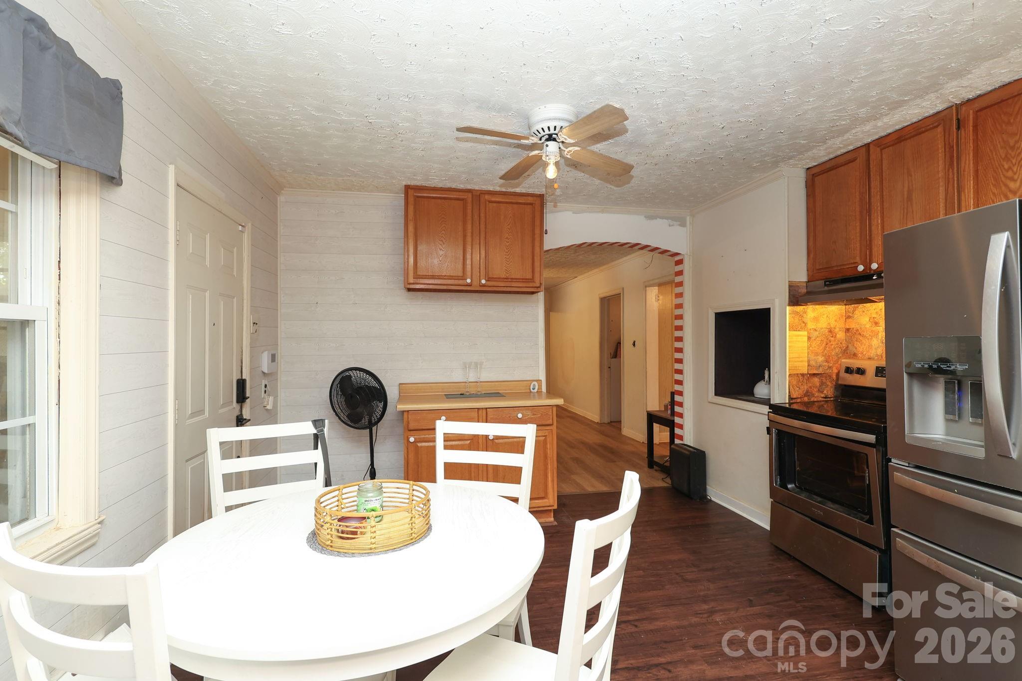 1324 Mason Street Property Photo 8