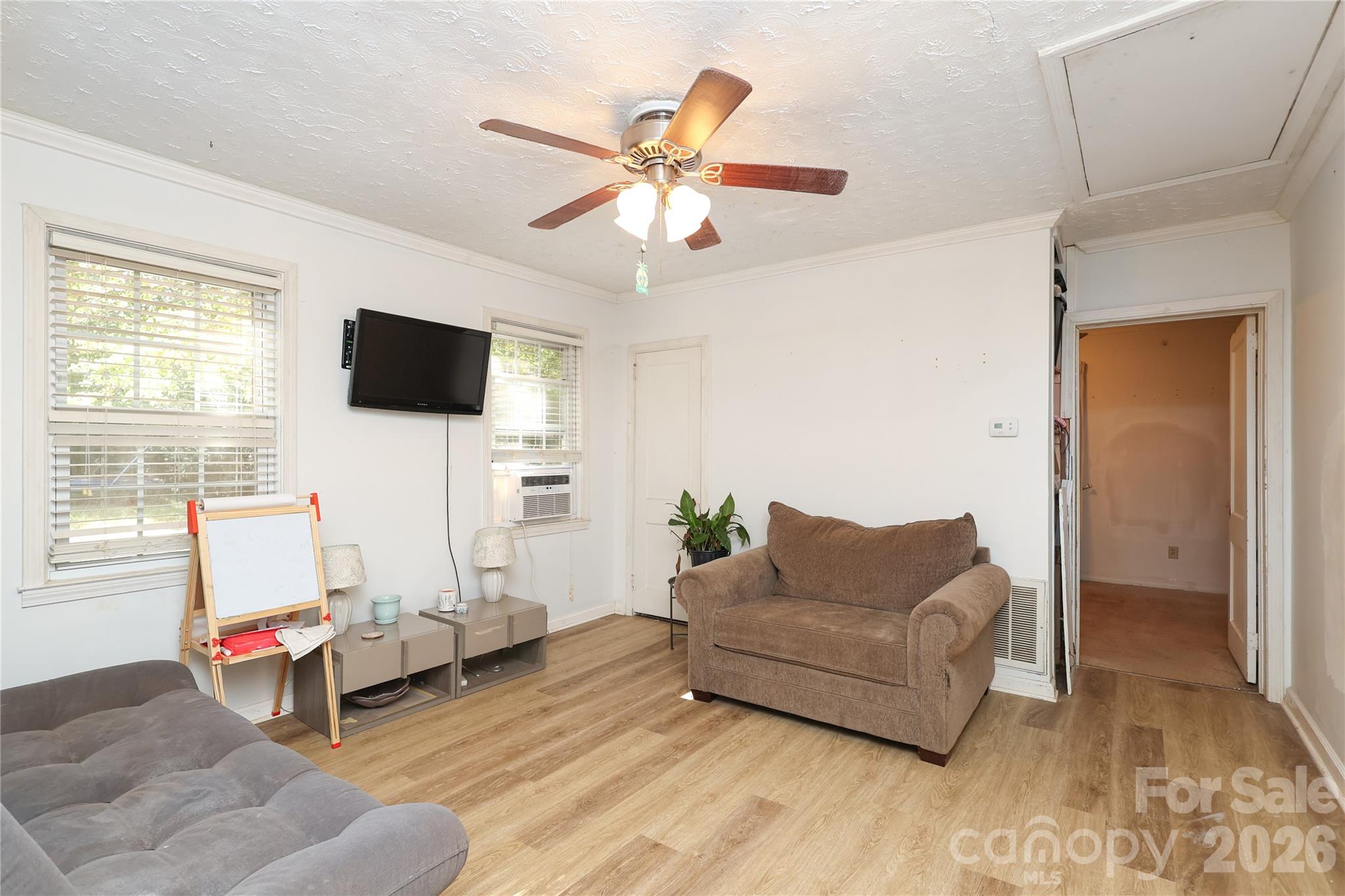 1324 Mason Street Property Photo 17