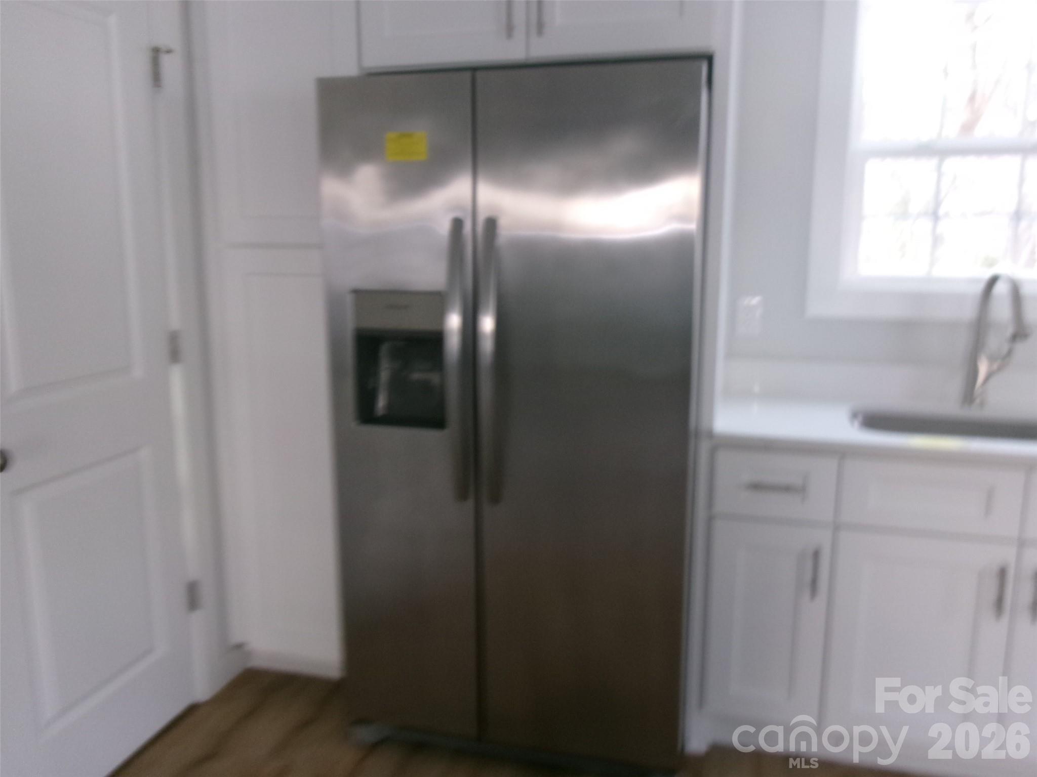 510 Kings Road Property Photo 11