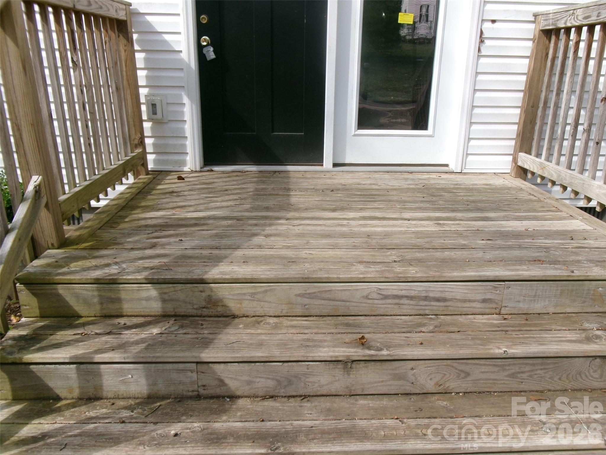 510 Kings Road Property Photo 19