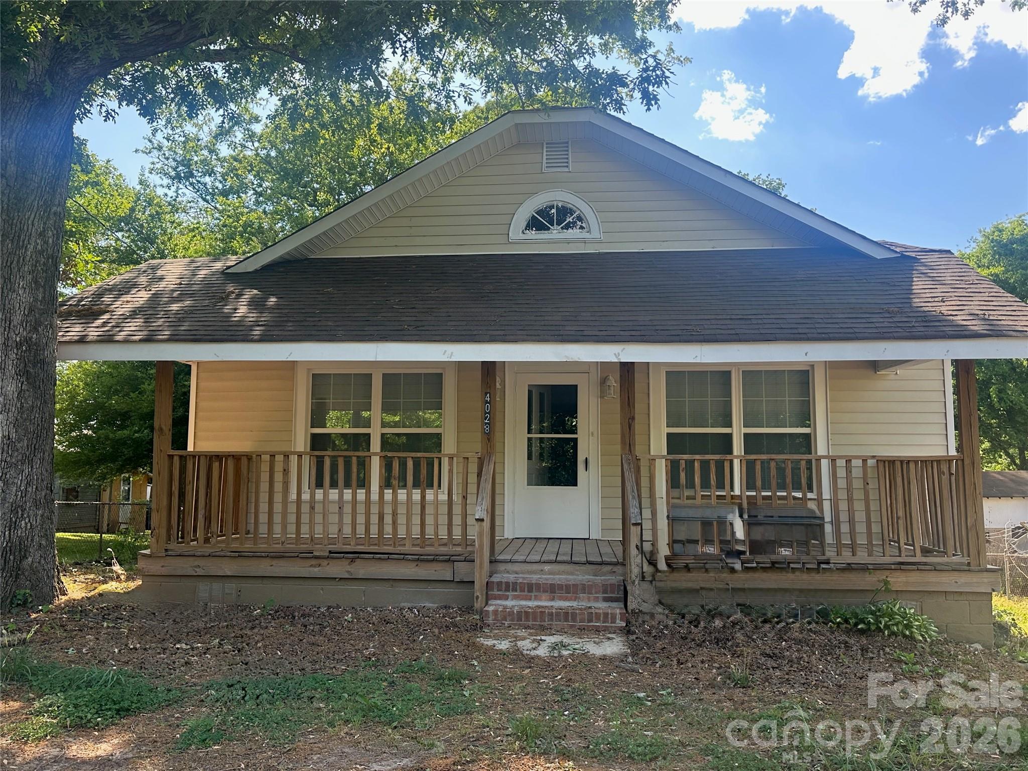 4028 Leo Street Property Photo 2