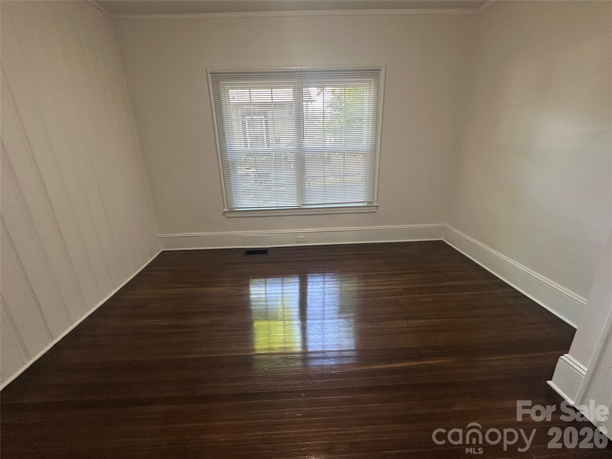 4028 Leo Street Property Photo 20