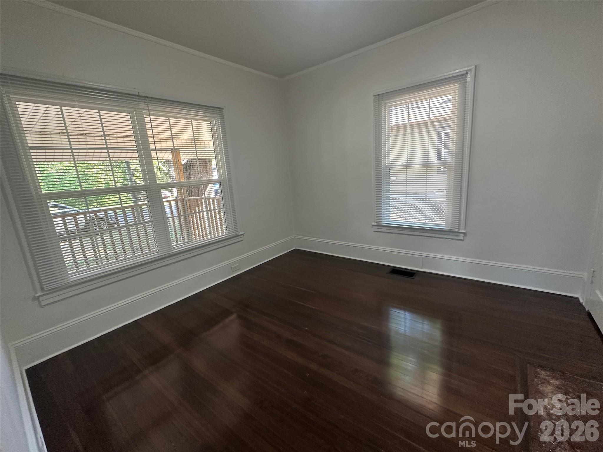 4028 Leo Street Property Photo 22
