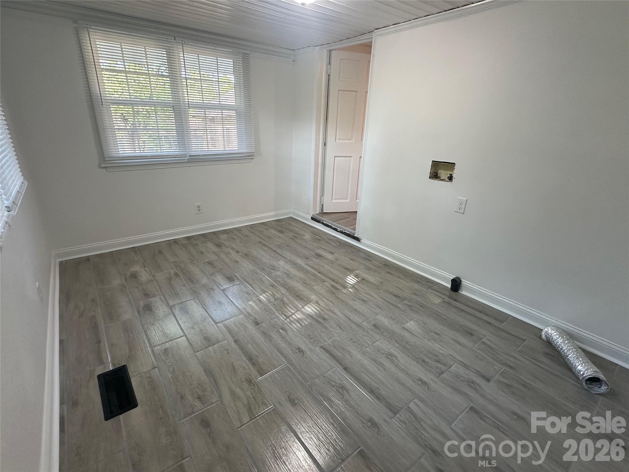 4028 Leo Street Property Photo 26