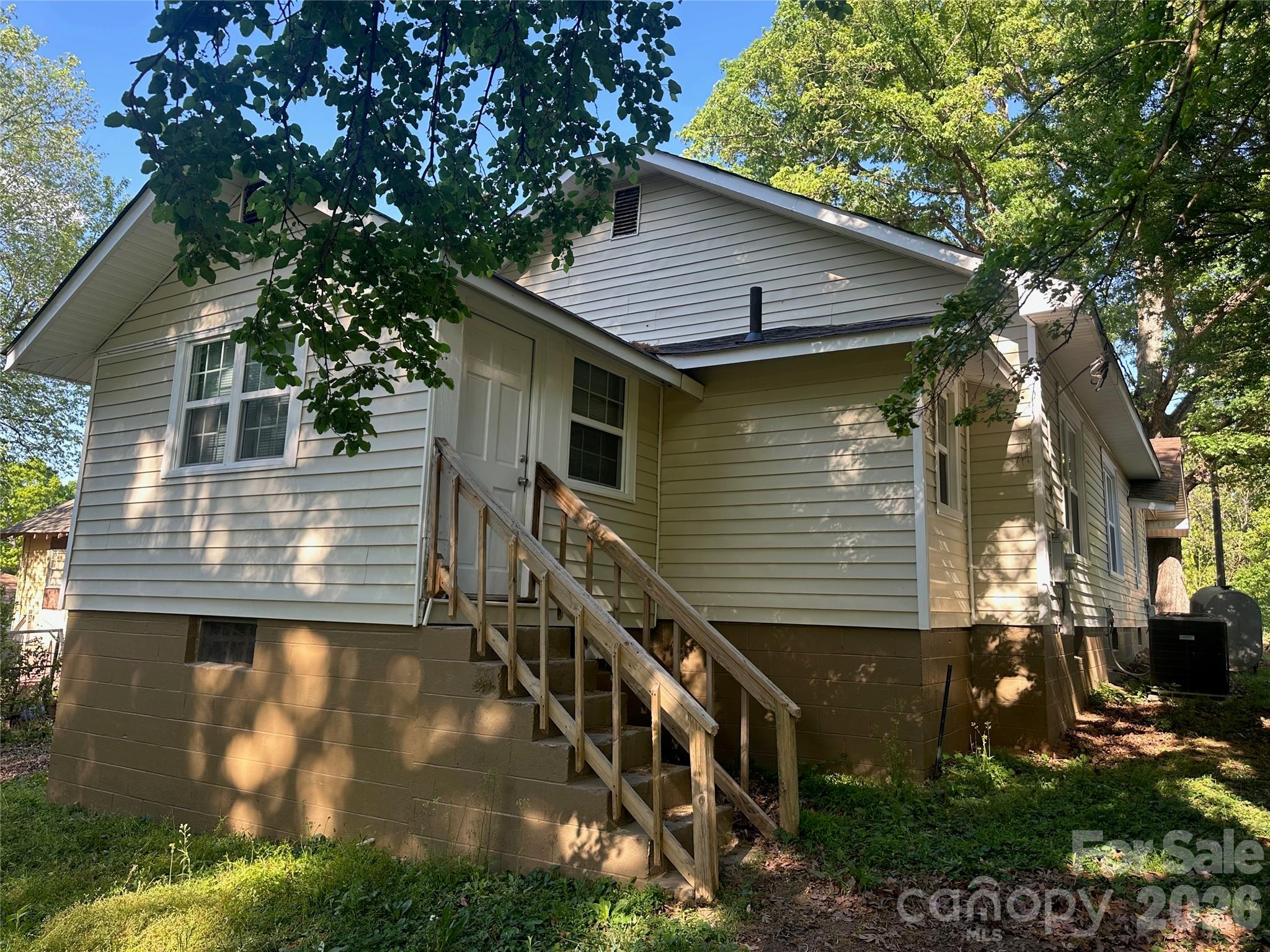 4028 Leo Street Property Photo 29