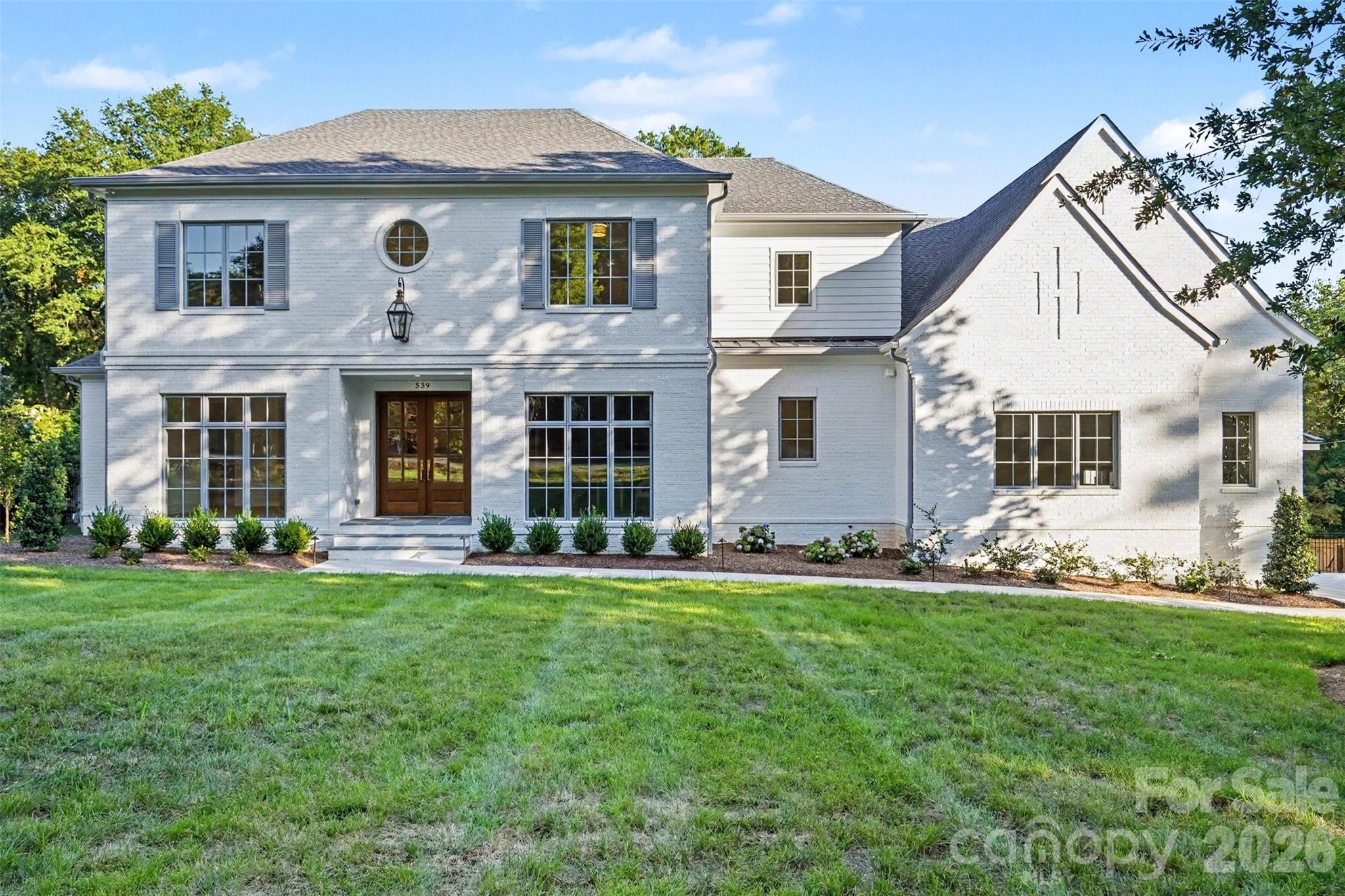 539 Mammoth Oaks Drive Property Photo 1