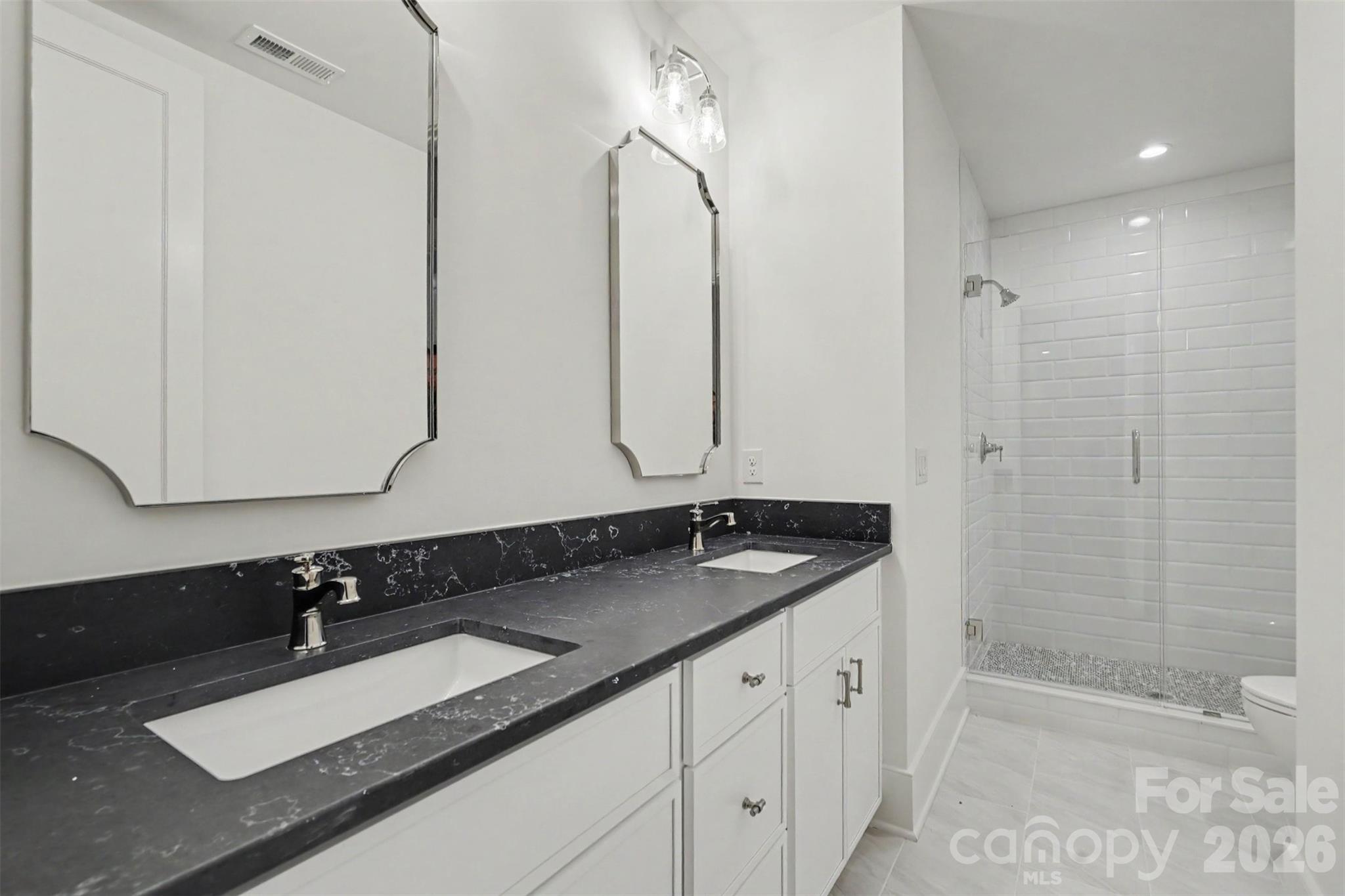 539 Mammoth Oaks Drive Property Photo 37