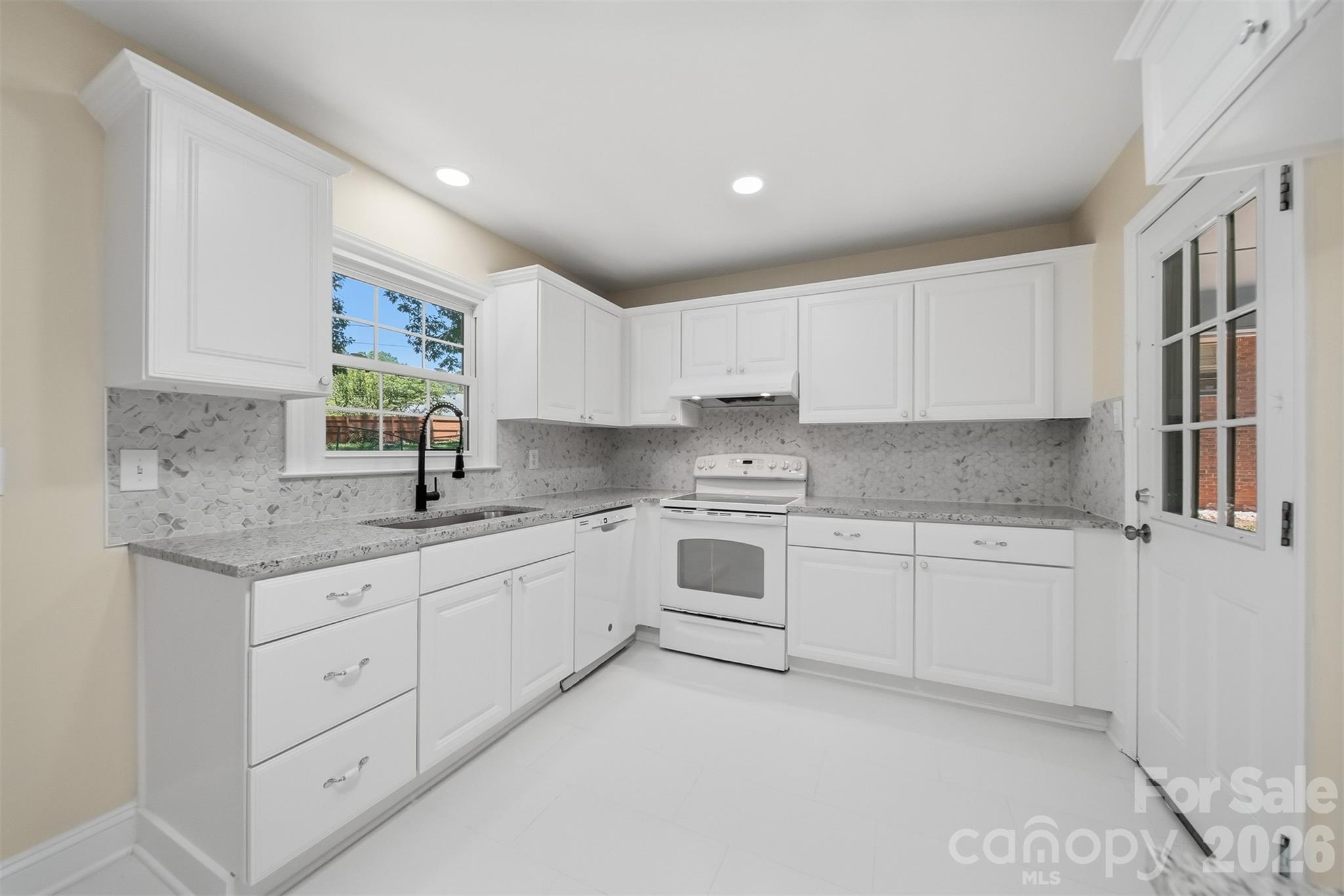 1409 Woodberry Road Property Photo 13