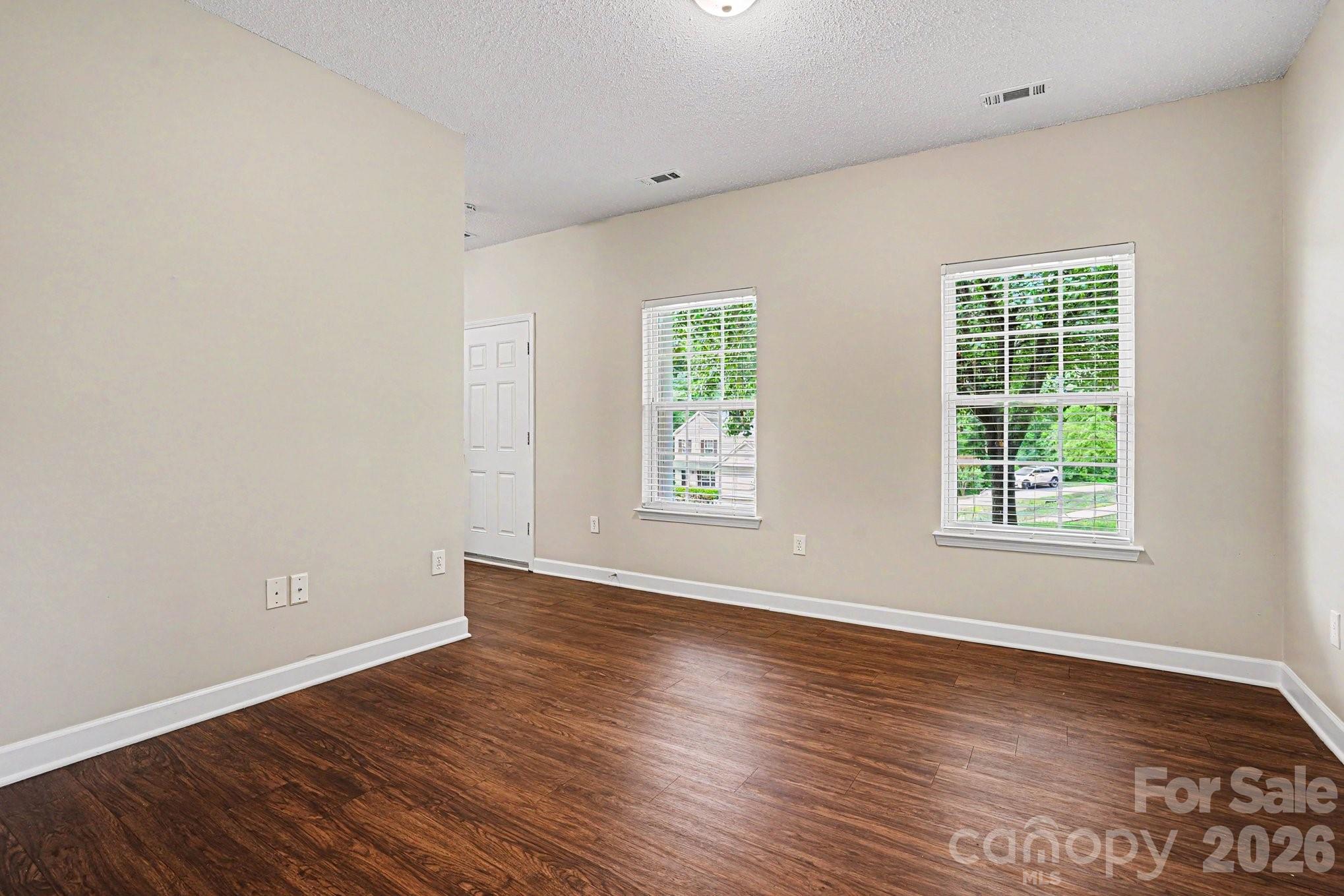 6116 Firethorne Lane Property Photo 4