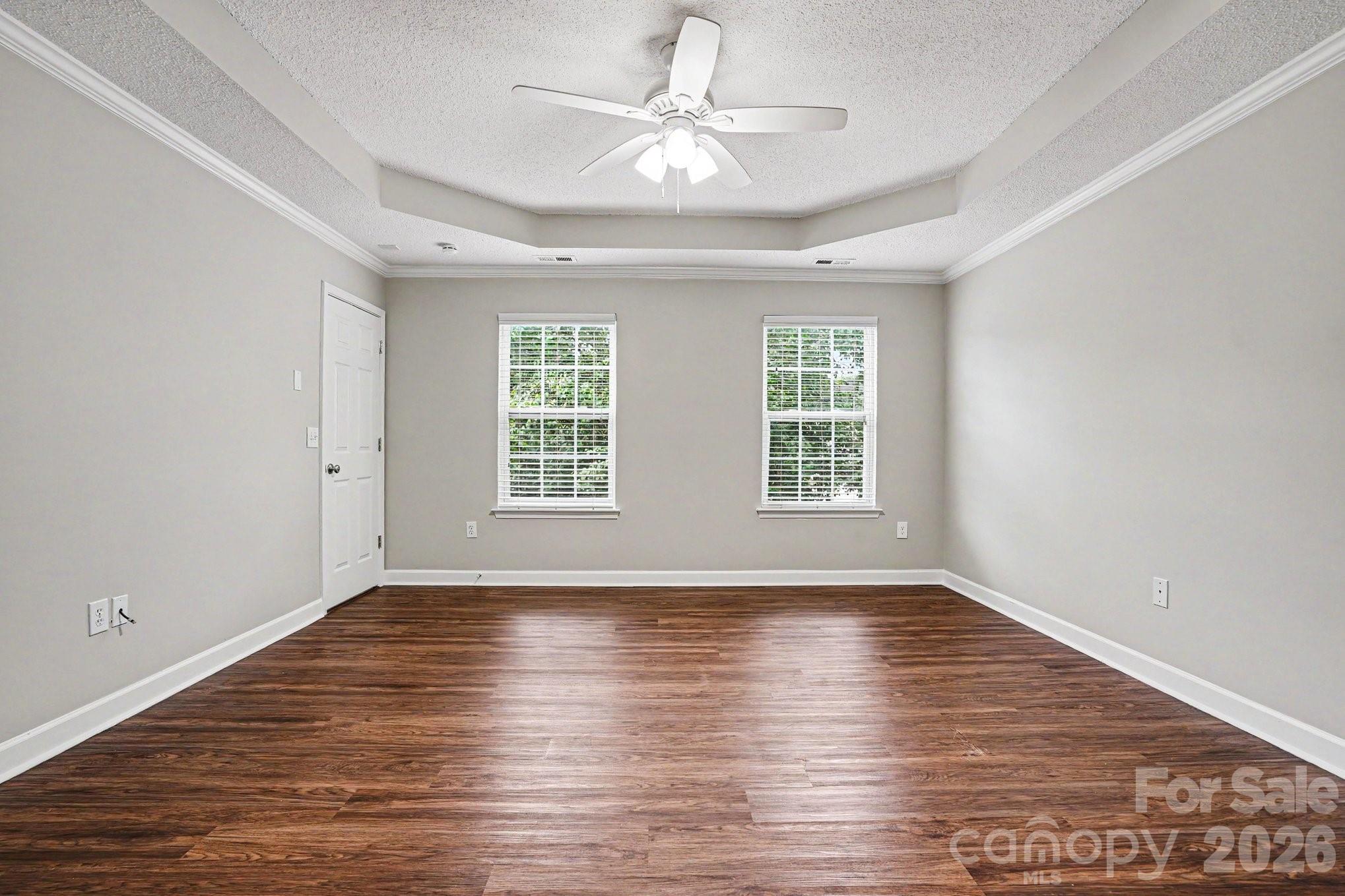 6116 Firethorne Lane Property Photo 8