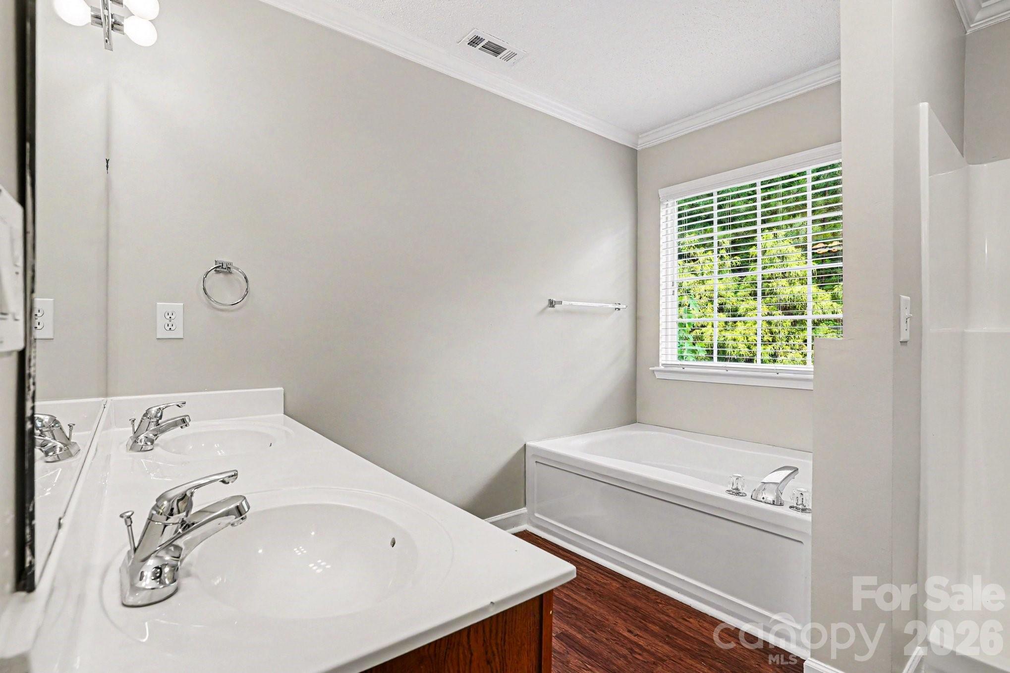 6116 Firethorne Lane Property Photo 21