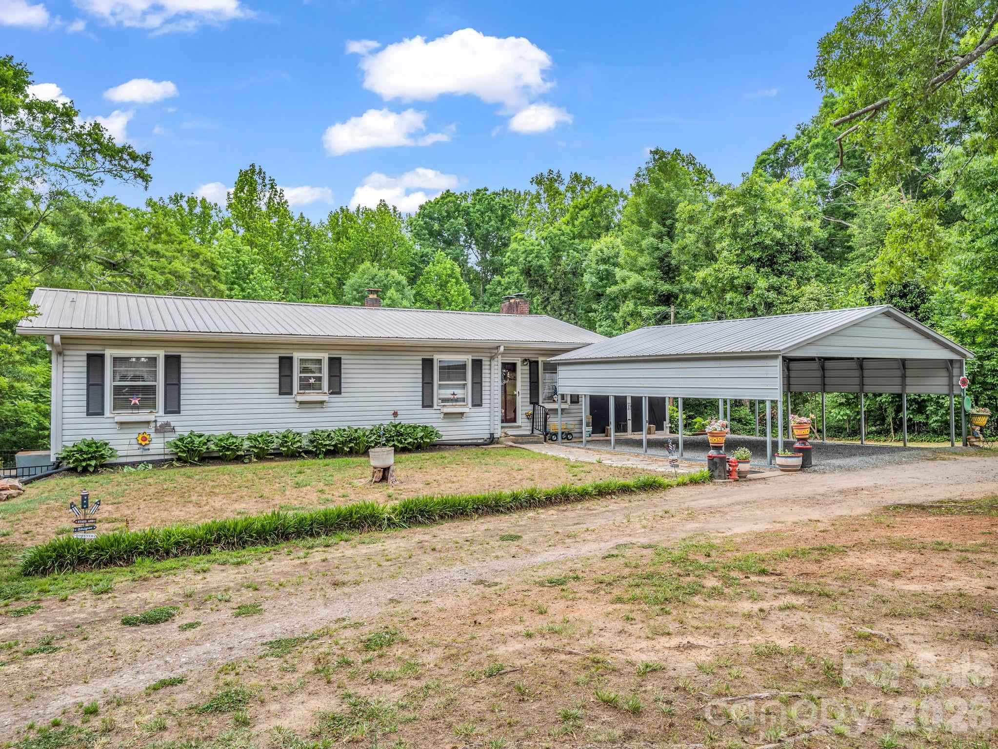 408 Hollis Road Property Photo 1