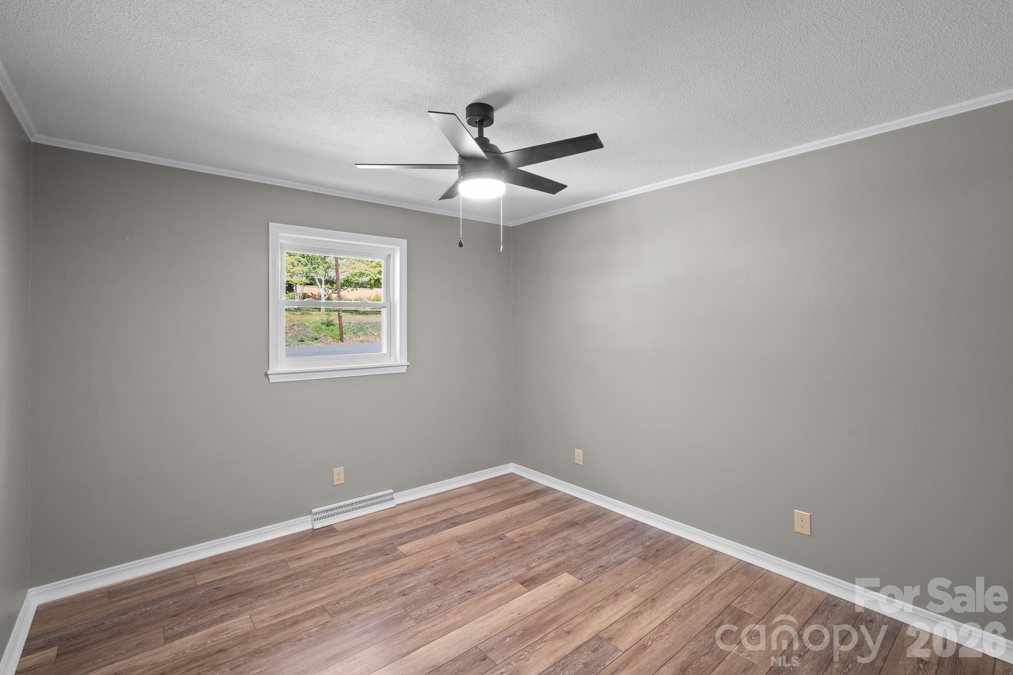 26 Eastside Drive Property Photo 18