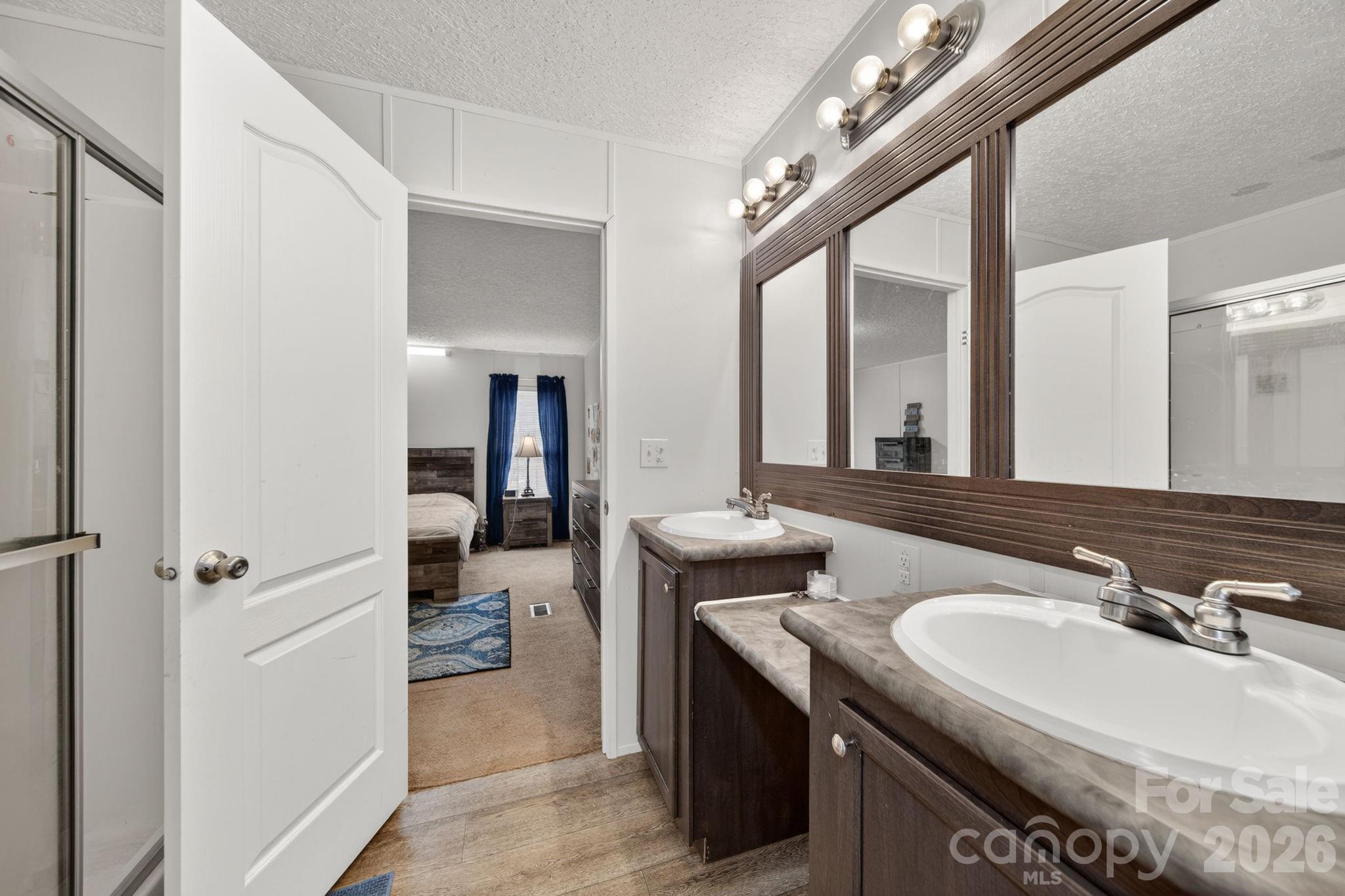 6956 Jamestowne Road Property Photo 14