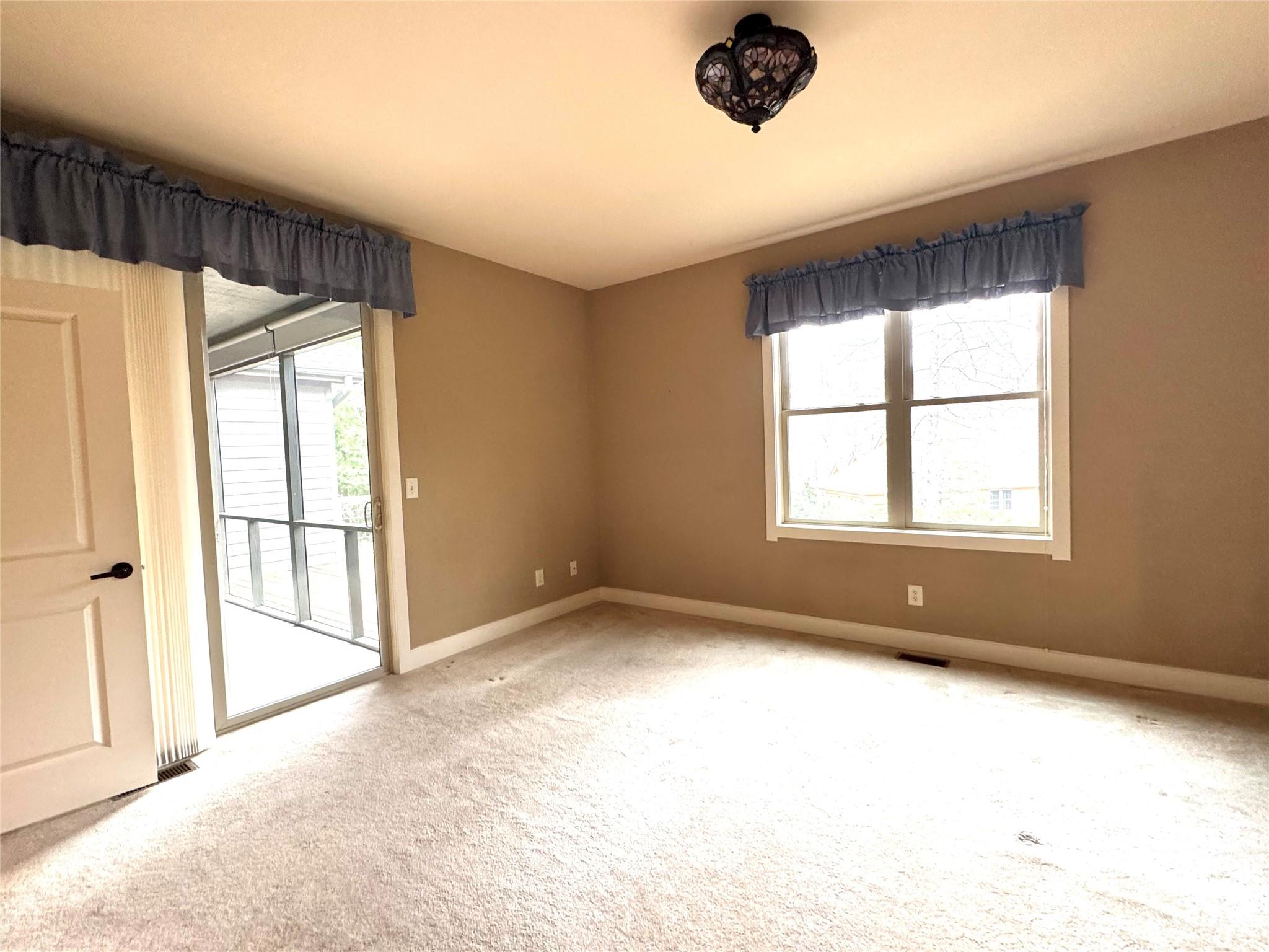 894 Dunroy Drive Property Photo 28