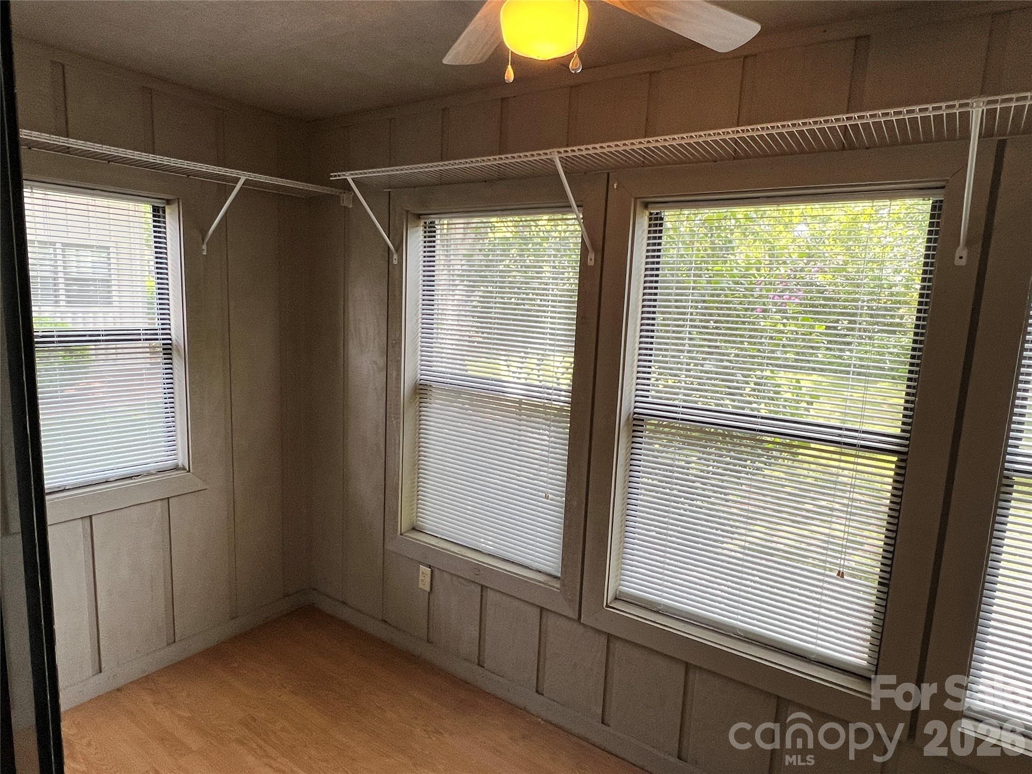 2401 Abbey Circle Property Photo 10