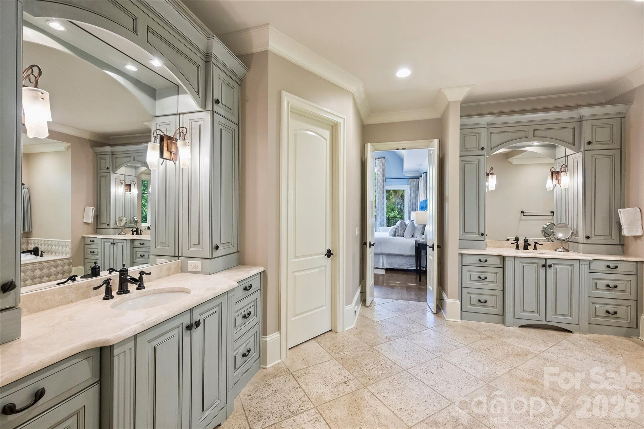 4901 Carmel Park Drive Property Photo 11