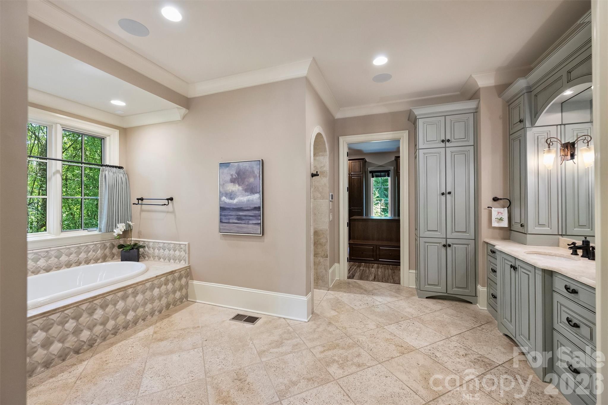 4901 Carmel Park Drive Property Photo 13