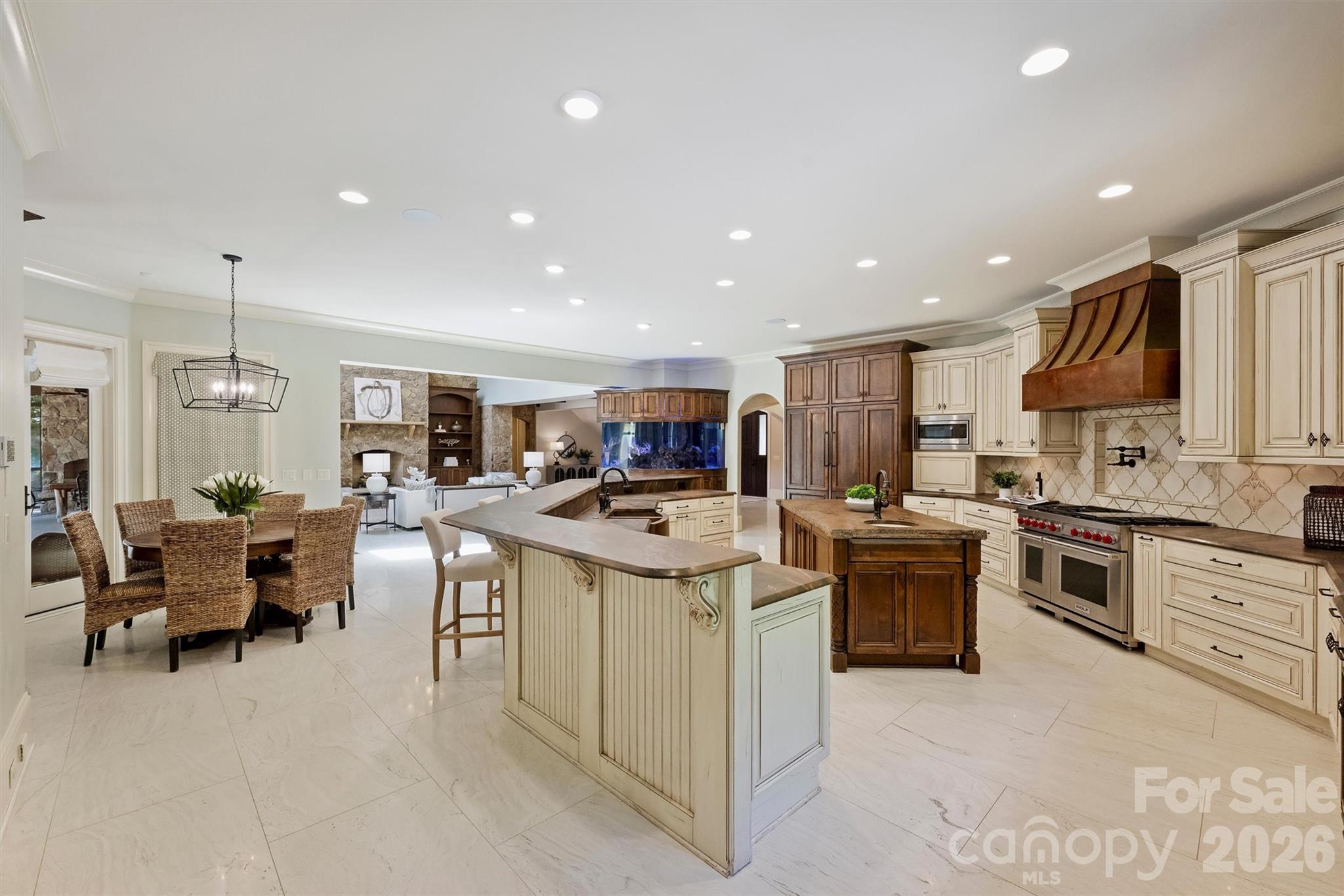 4901 Carmel Park Drive Property Photo 18
