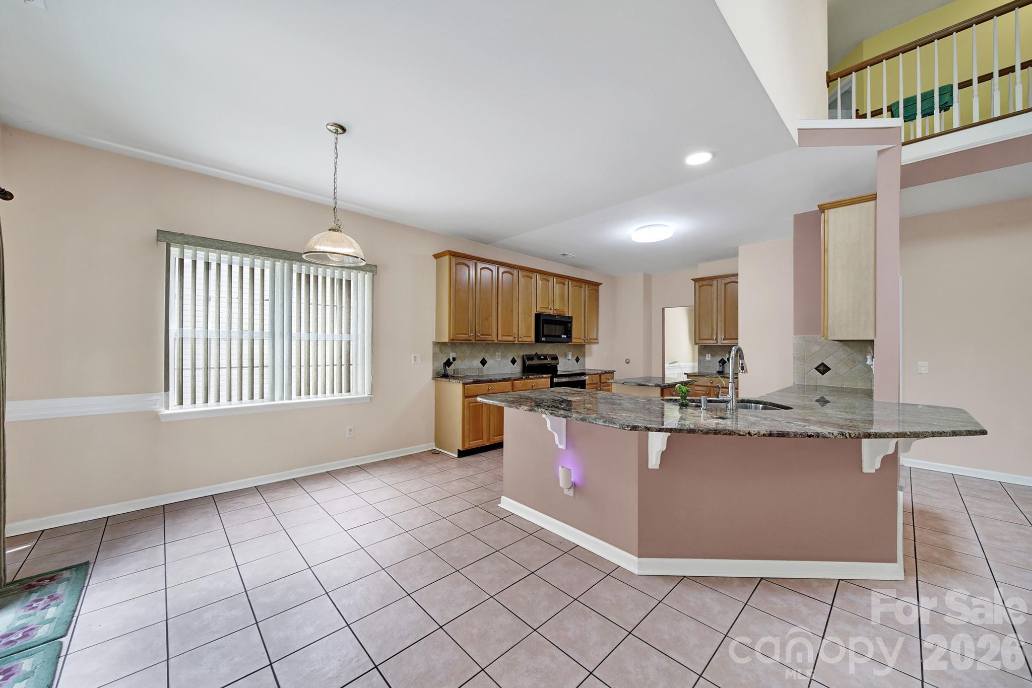 10918 Chamberlain Hall Court Property Photo 11