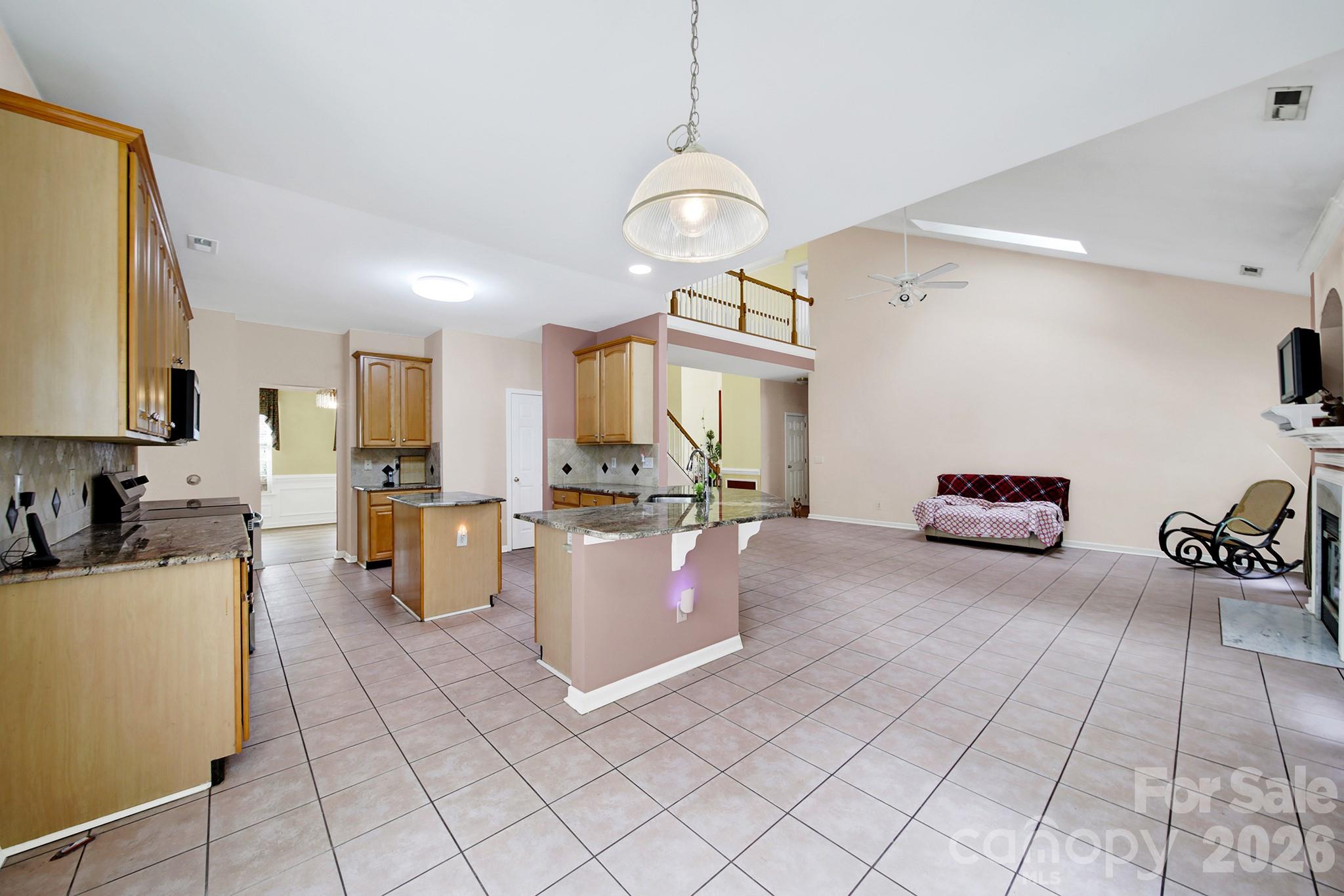 10918 Chamberlain Hall Court Property Photo 12