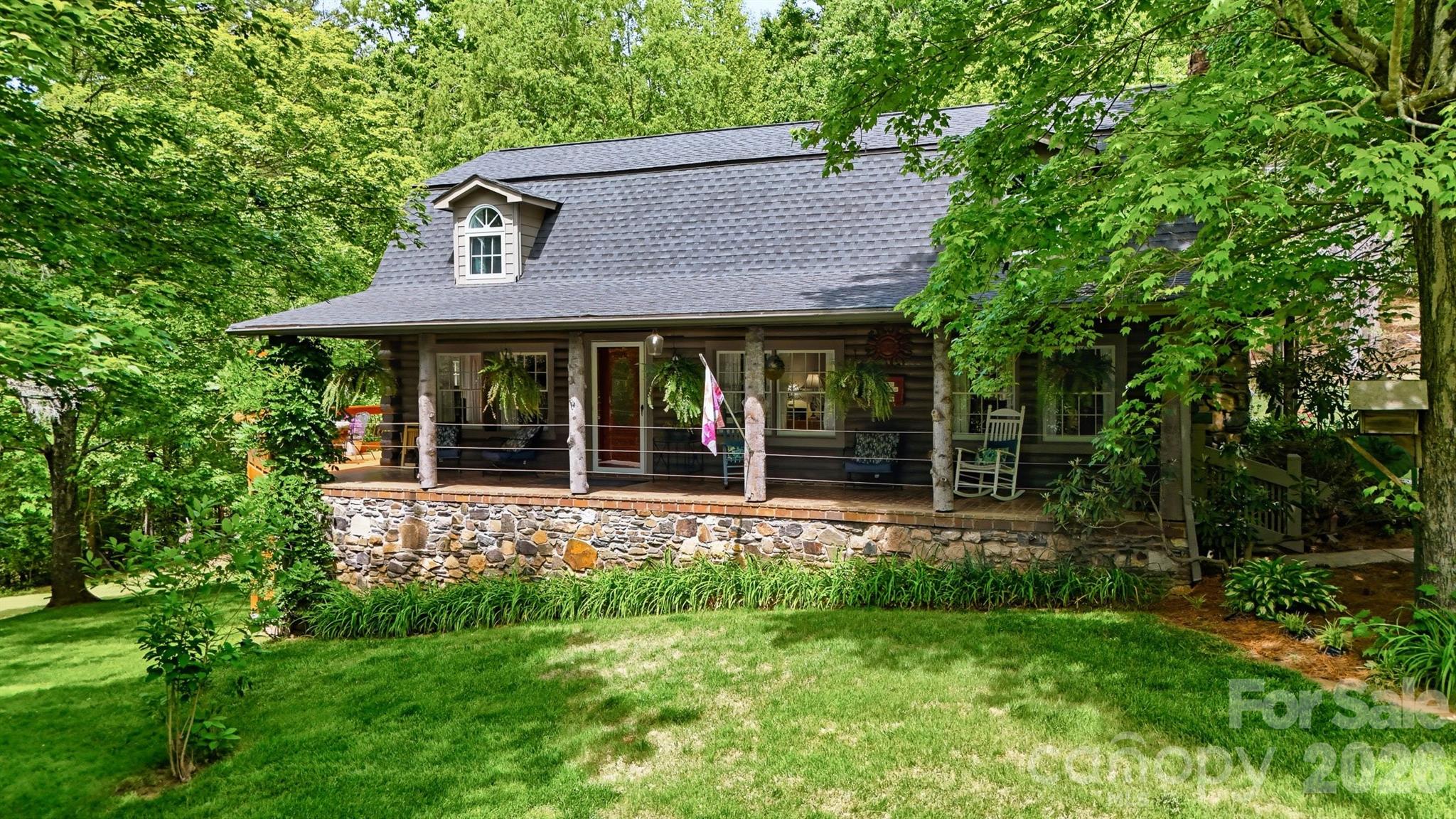 3497 Blue Creek Road Property Photo 2