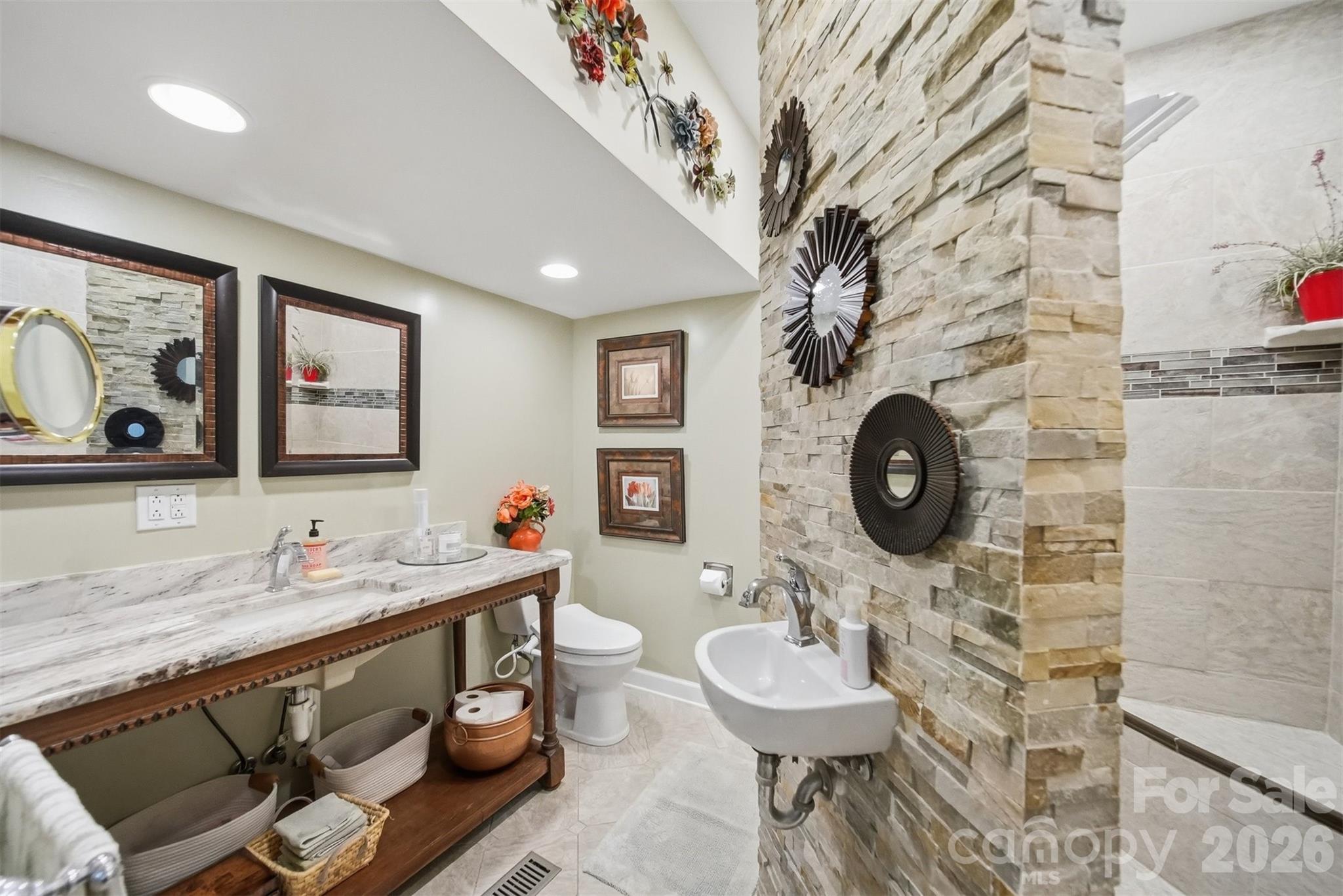 3497 Blue Creek Road Property Photo 16