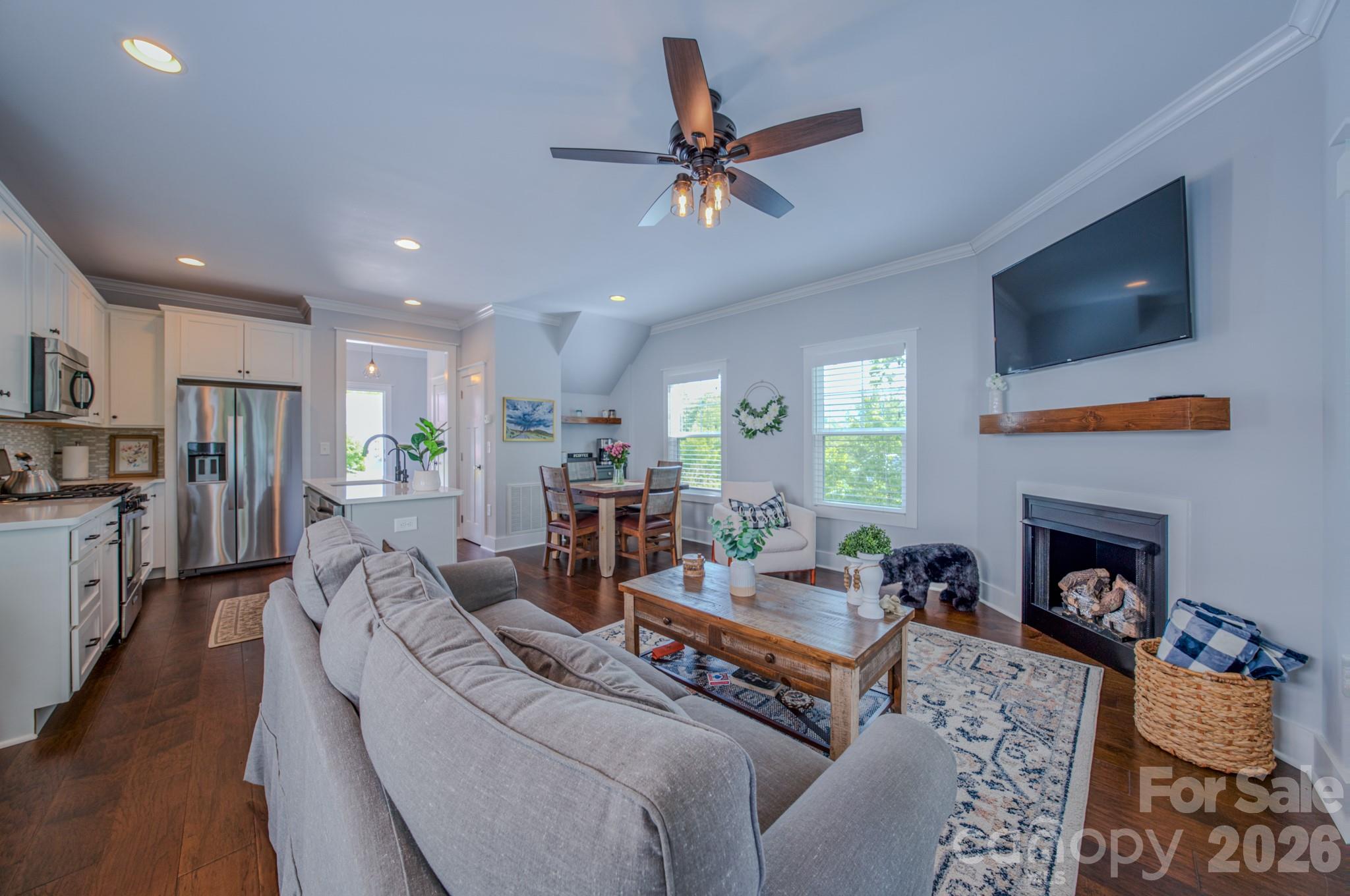 15 Tudor Way Property Photo 7