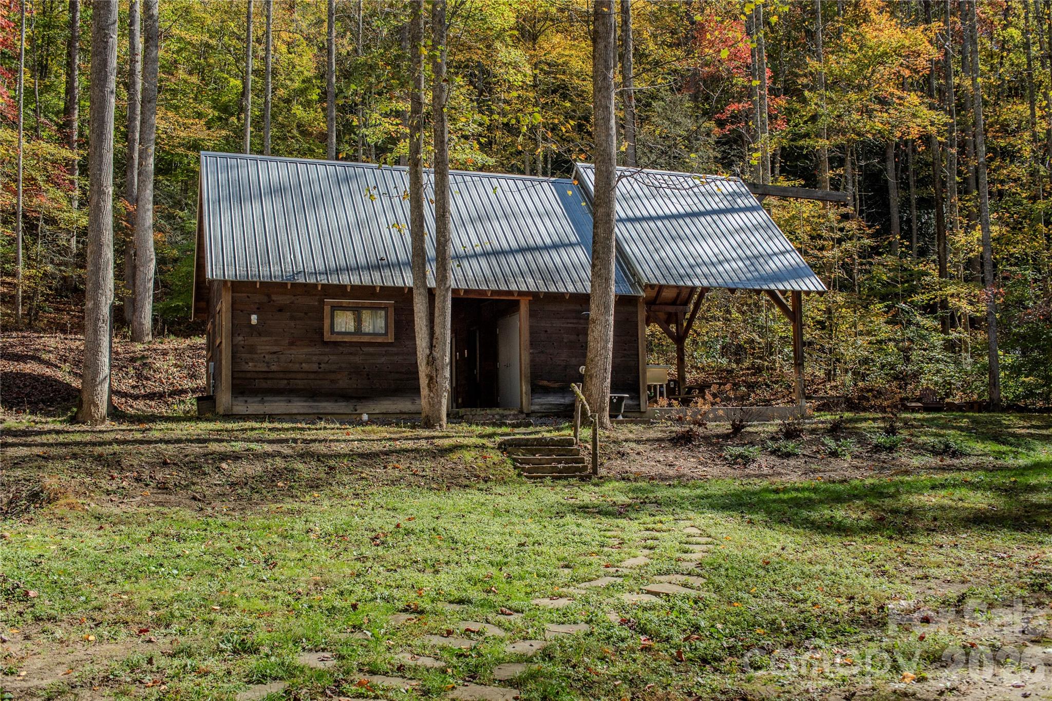 195 Still Waters Lane Property Photo 24