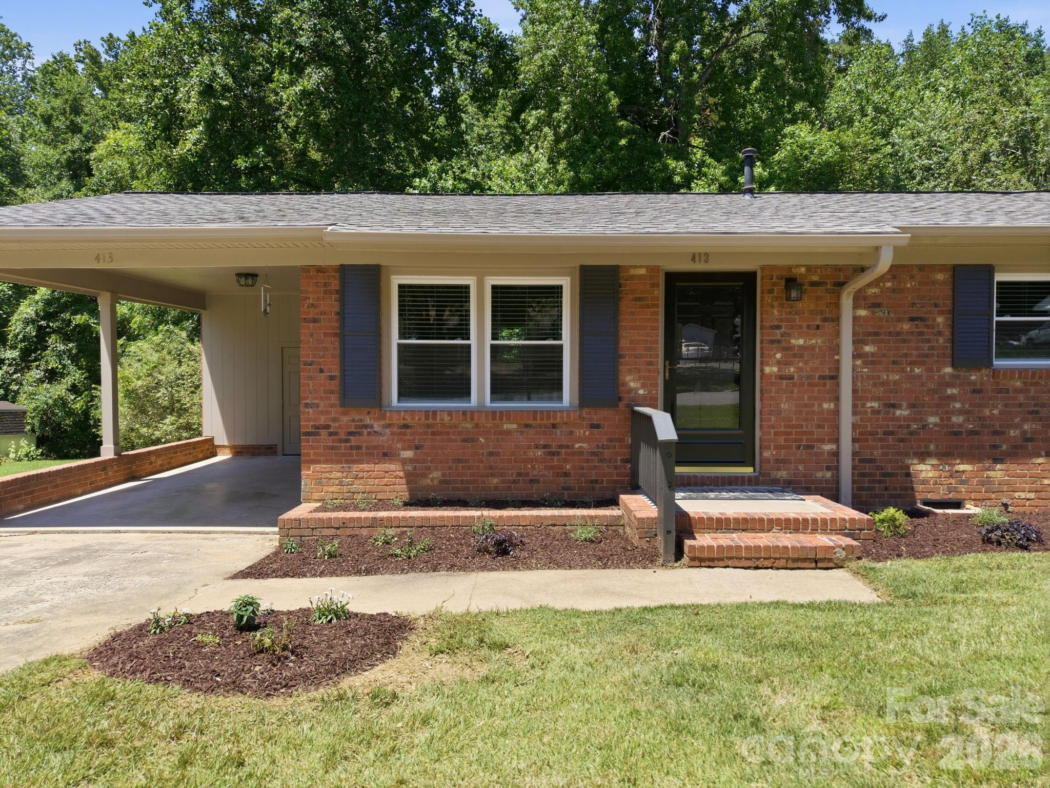 413 E Mclelland Avenue Property Photo 11