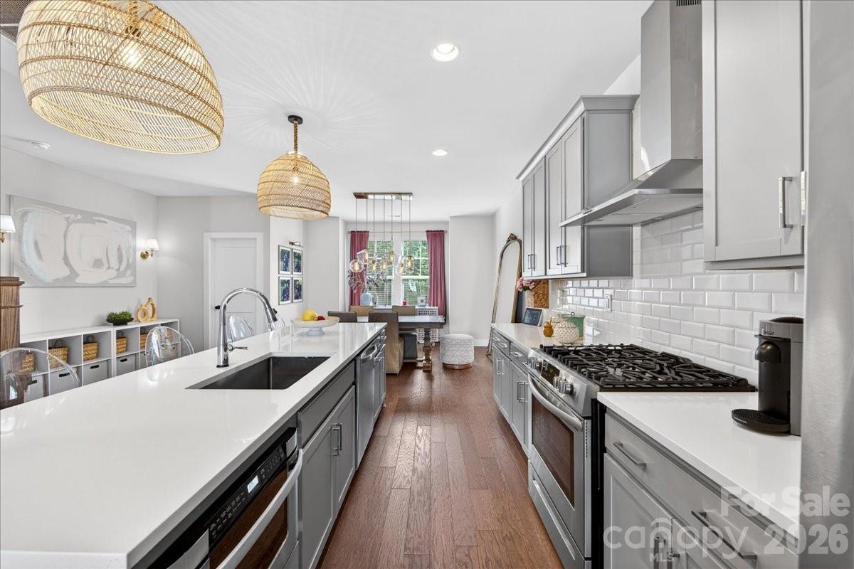 334 Armour Street Property Photo 18