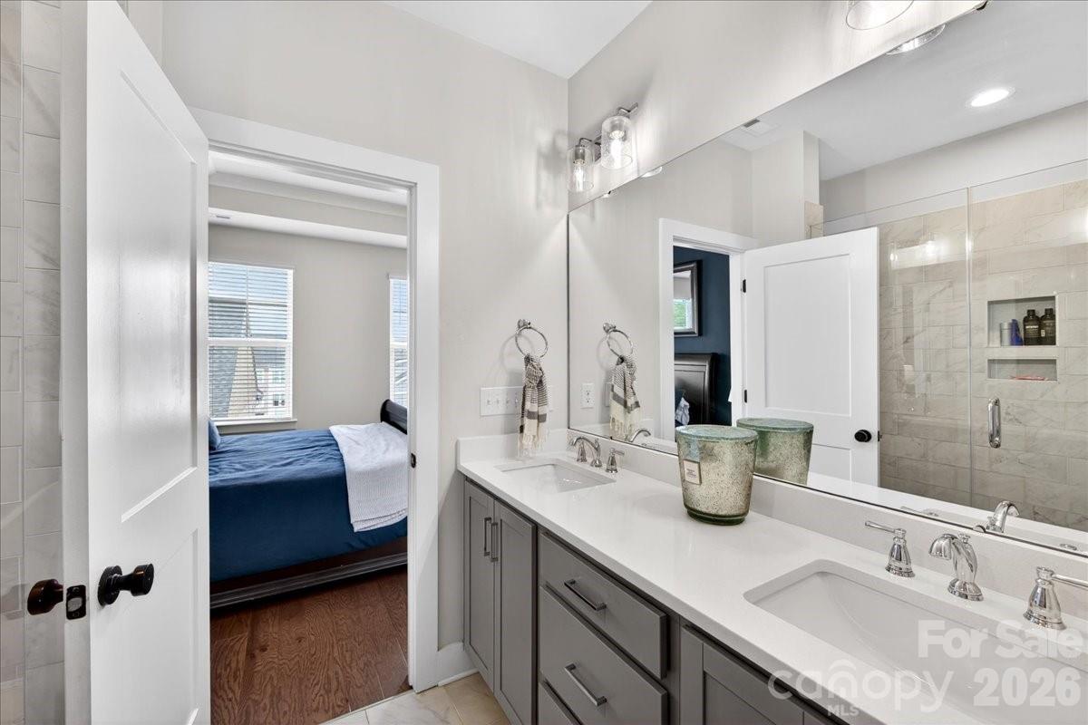 334 Armour Street Property Photo 39