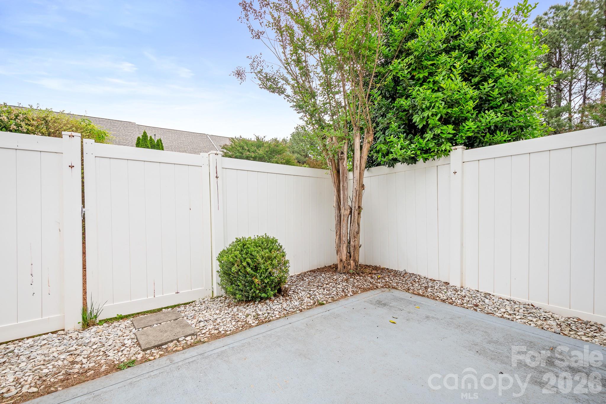109 Kase Court Property Photo 38