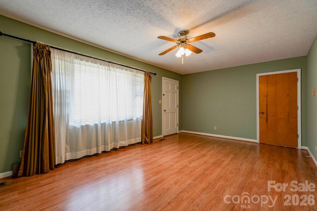 751 Pleasantdale Drive Property Photo 13