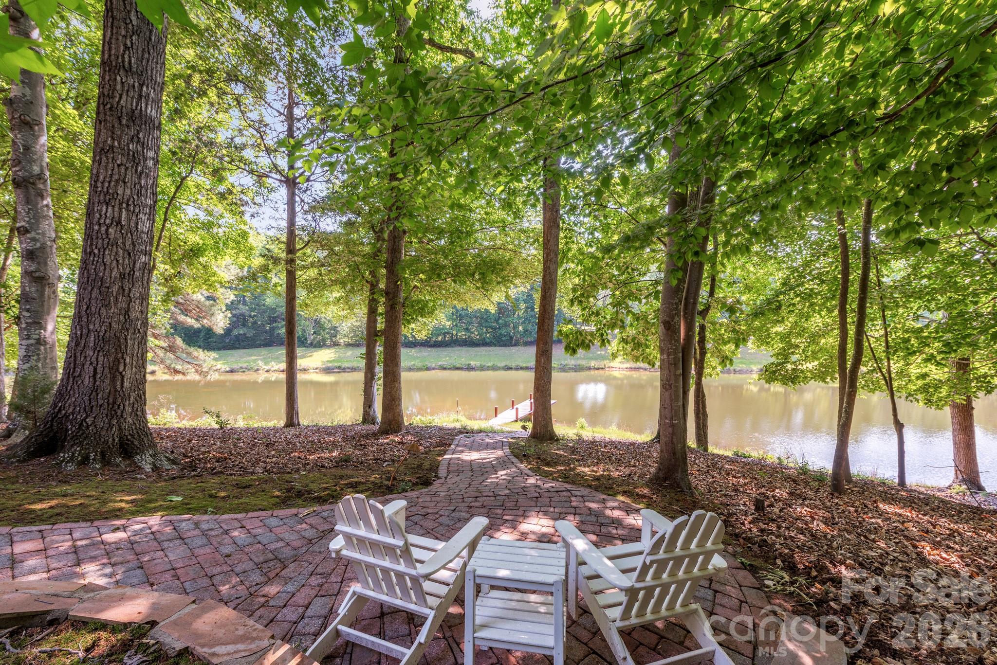 4709 Rockwood Drive Property Photo 4