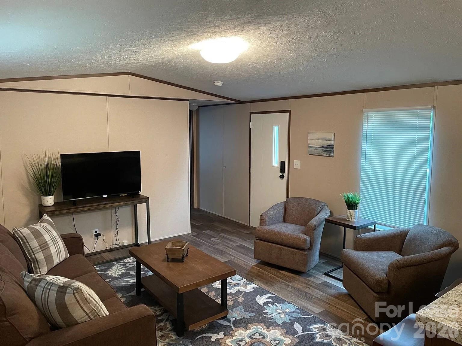 3298 Pea Ridge Road Property Photo 4
