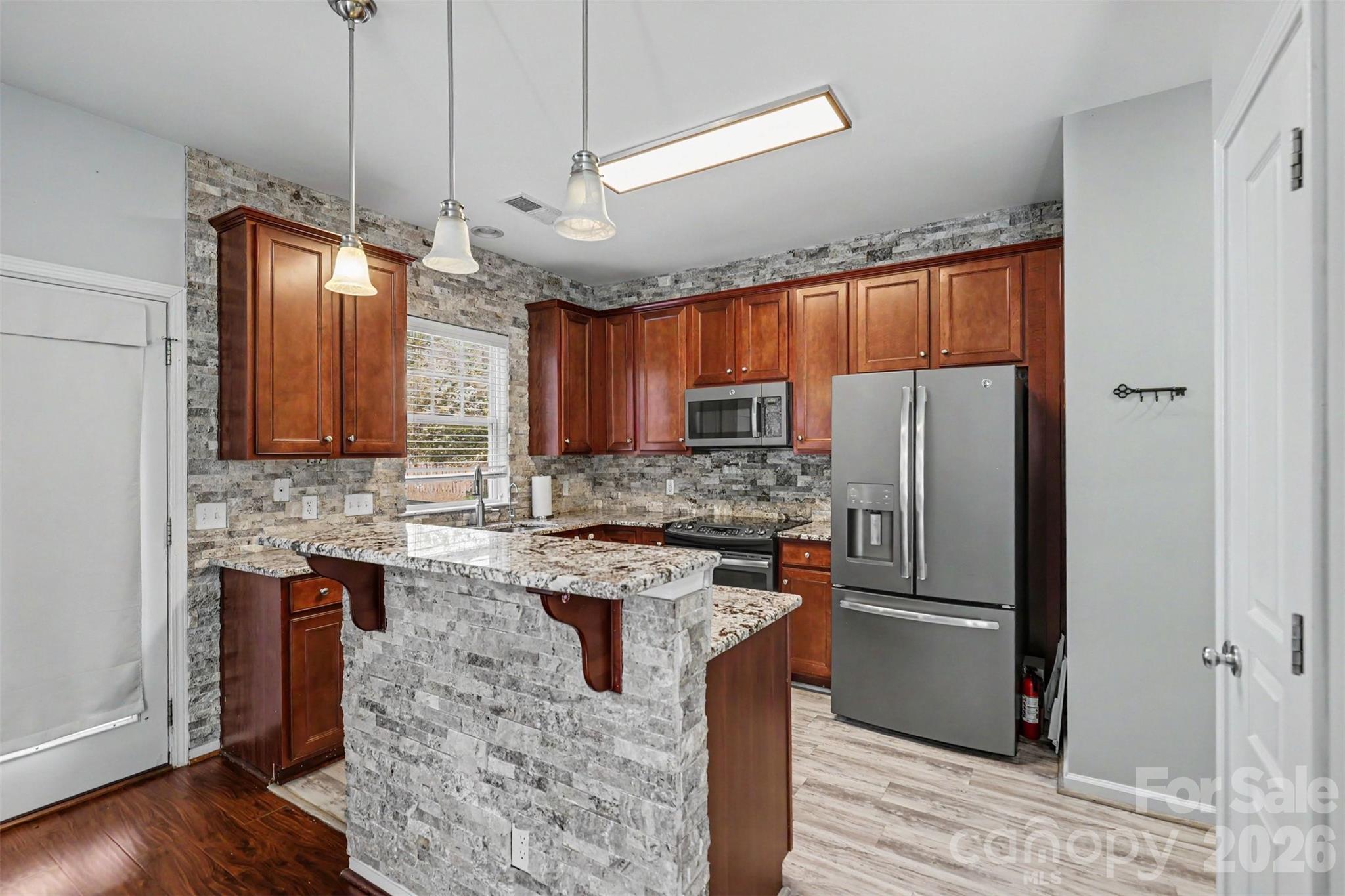 712 Tulip Tree Place Property Photo 14